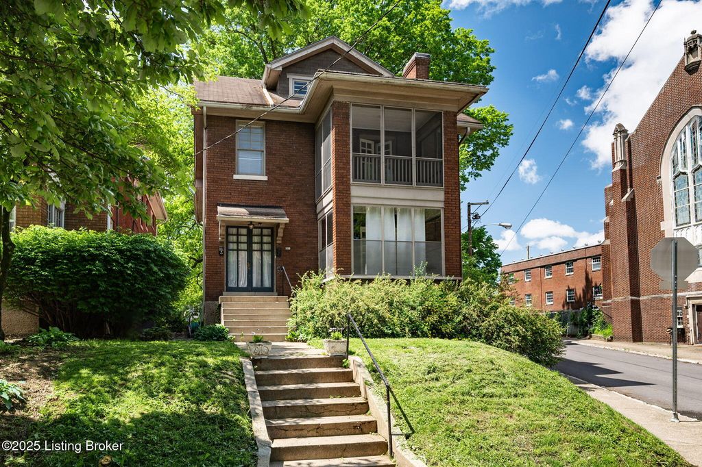 Photo of 1200 Cherokee Rd, Louisville, KY 40204 (MLS # 1714827)