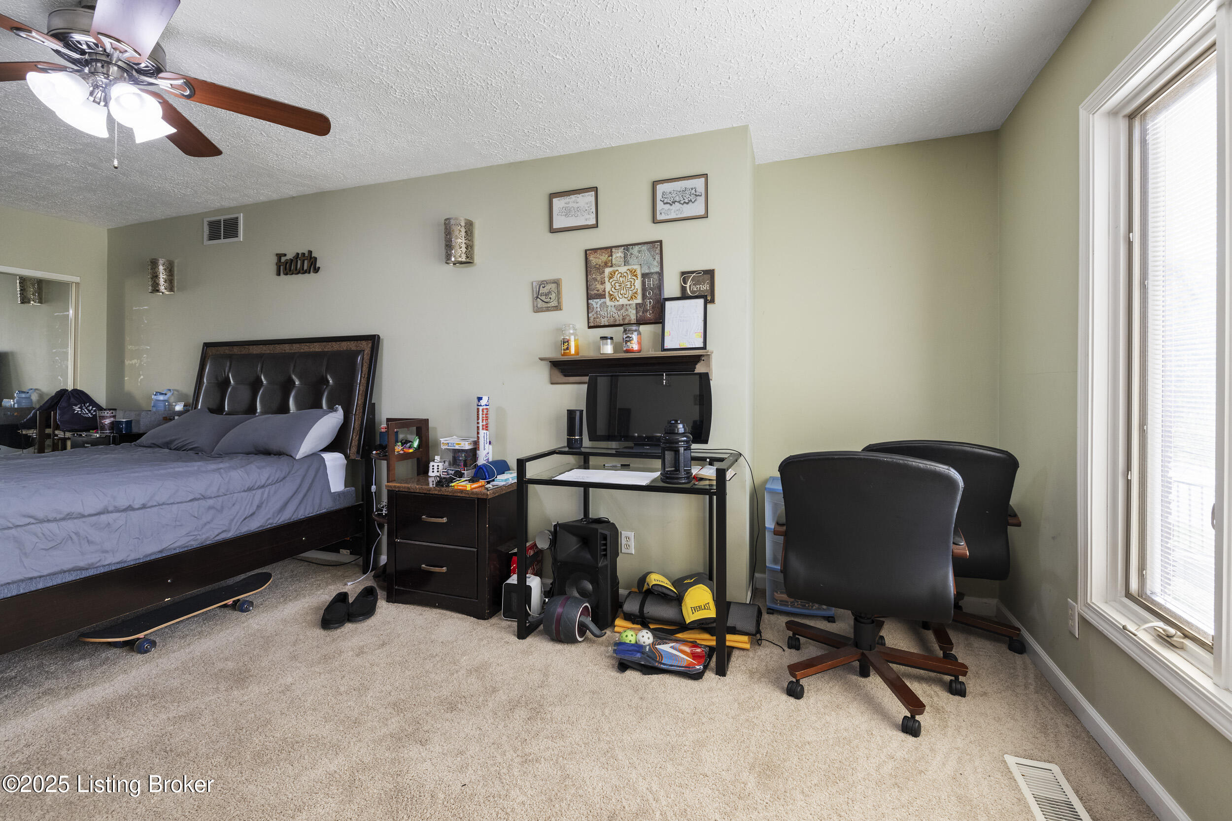 2411 High Pine Dr, Louisville, Pennsylvania image 23