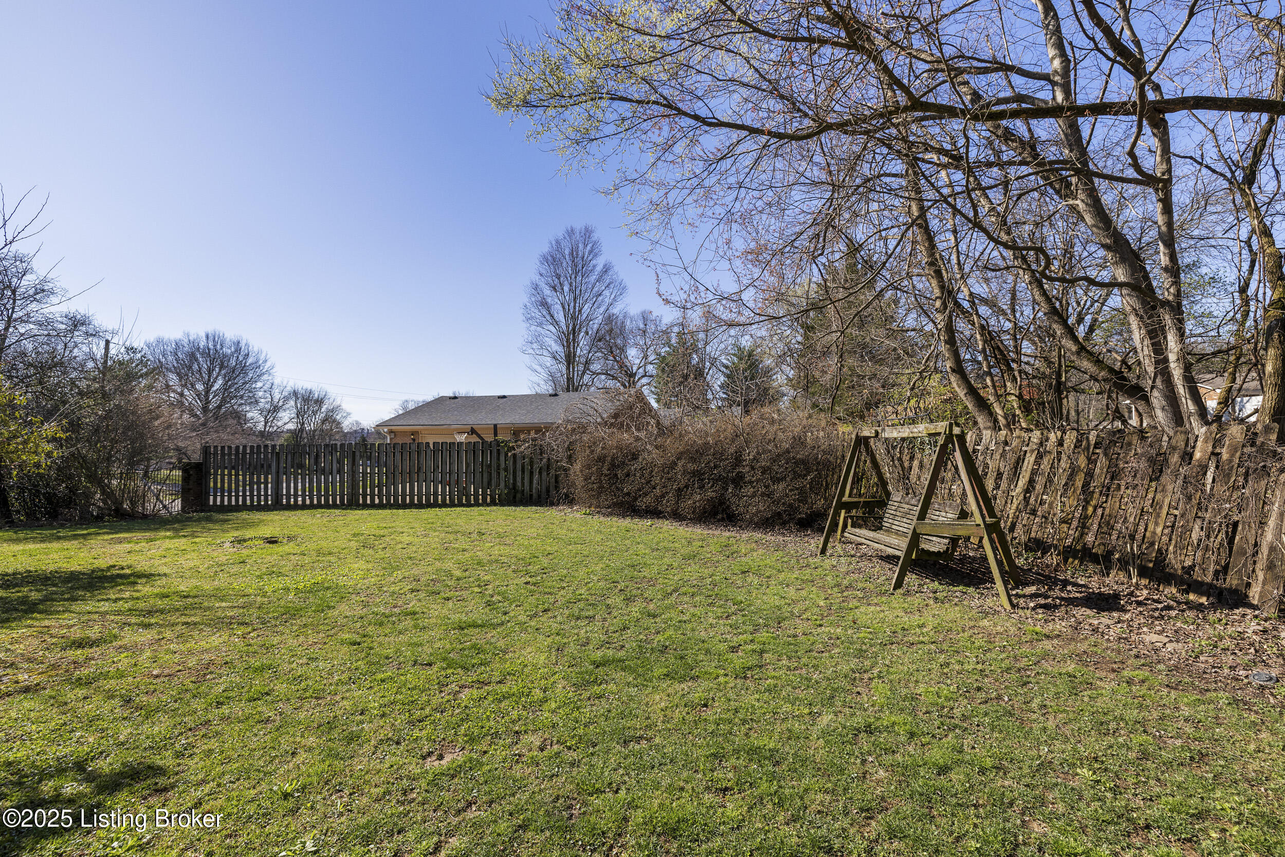 2411 High Pine Dr, Louisville, Pennsylvania image 40