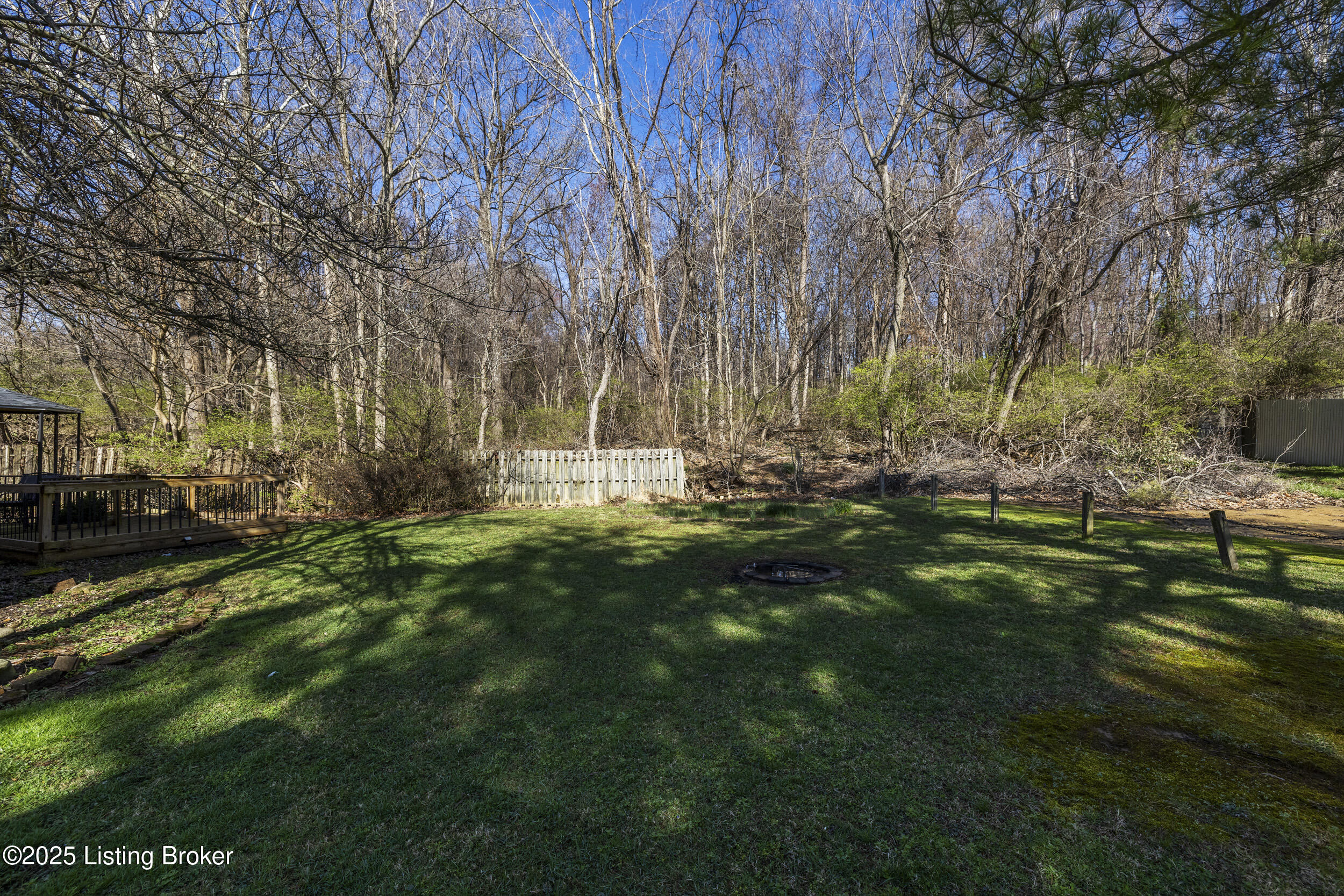 2411 High Pine Dr, Louisville, Pennsylvania image 36