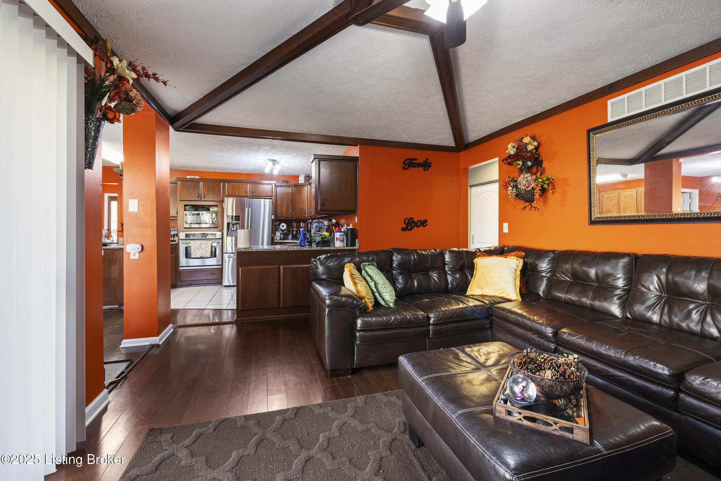 2411 High Pine Dr, Louisville, Pennsylvania image 13