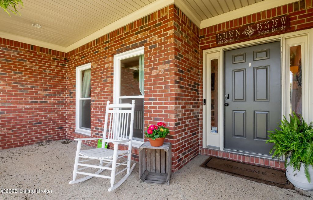 Photo of 4016 Sheehan Dr, Buckner, KY 40010 (MLS # 1717056)