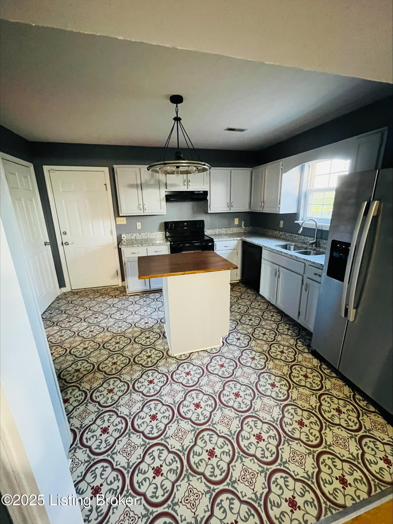 223 Lea Ct, Rineyville, Kentucky image 6