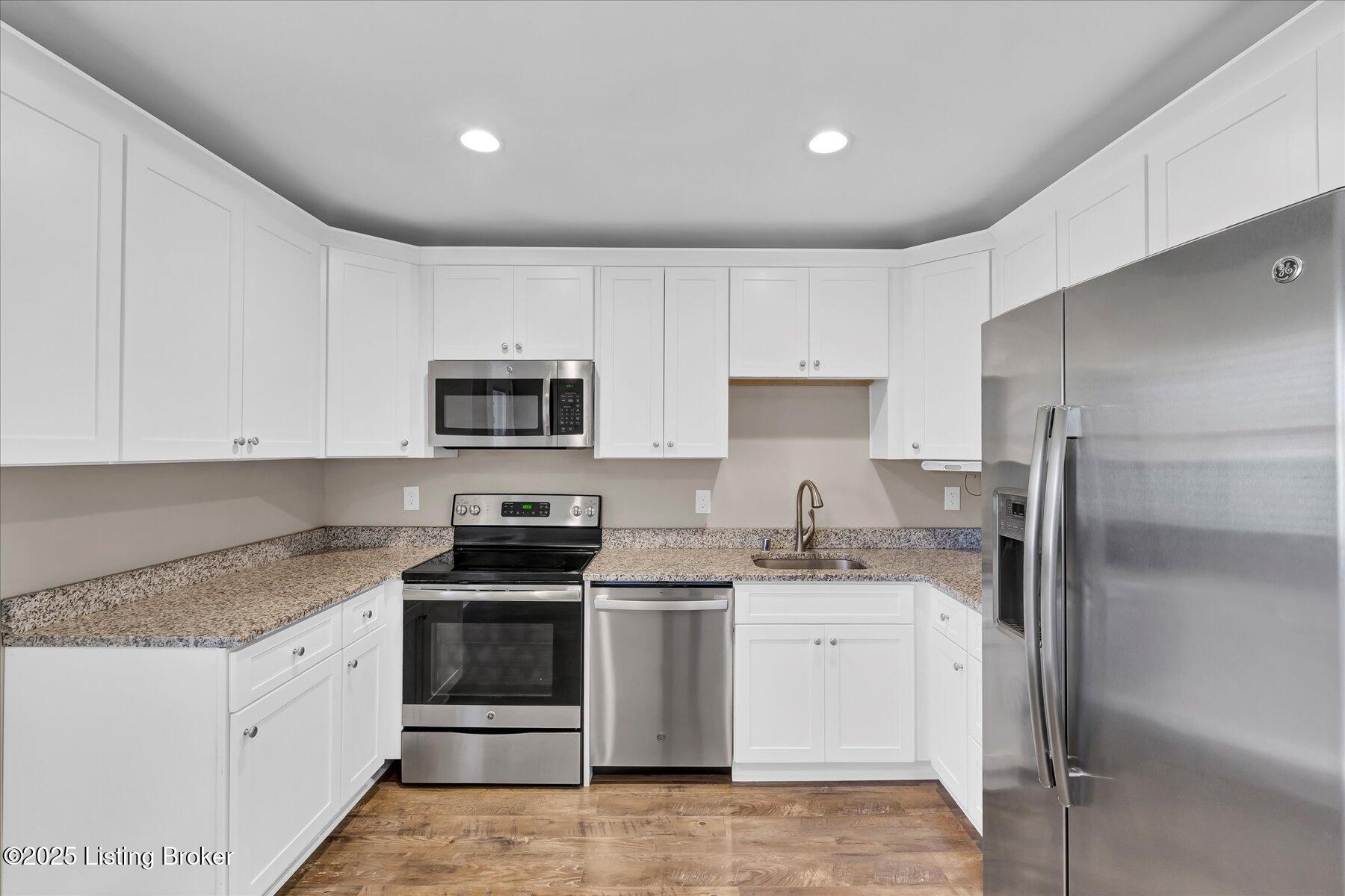 9804 Rowntree Rd, Louisville, Kentucky image 8