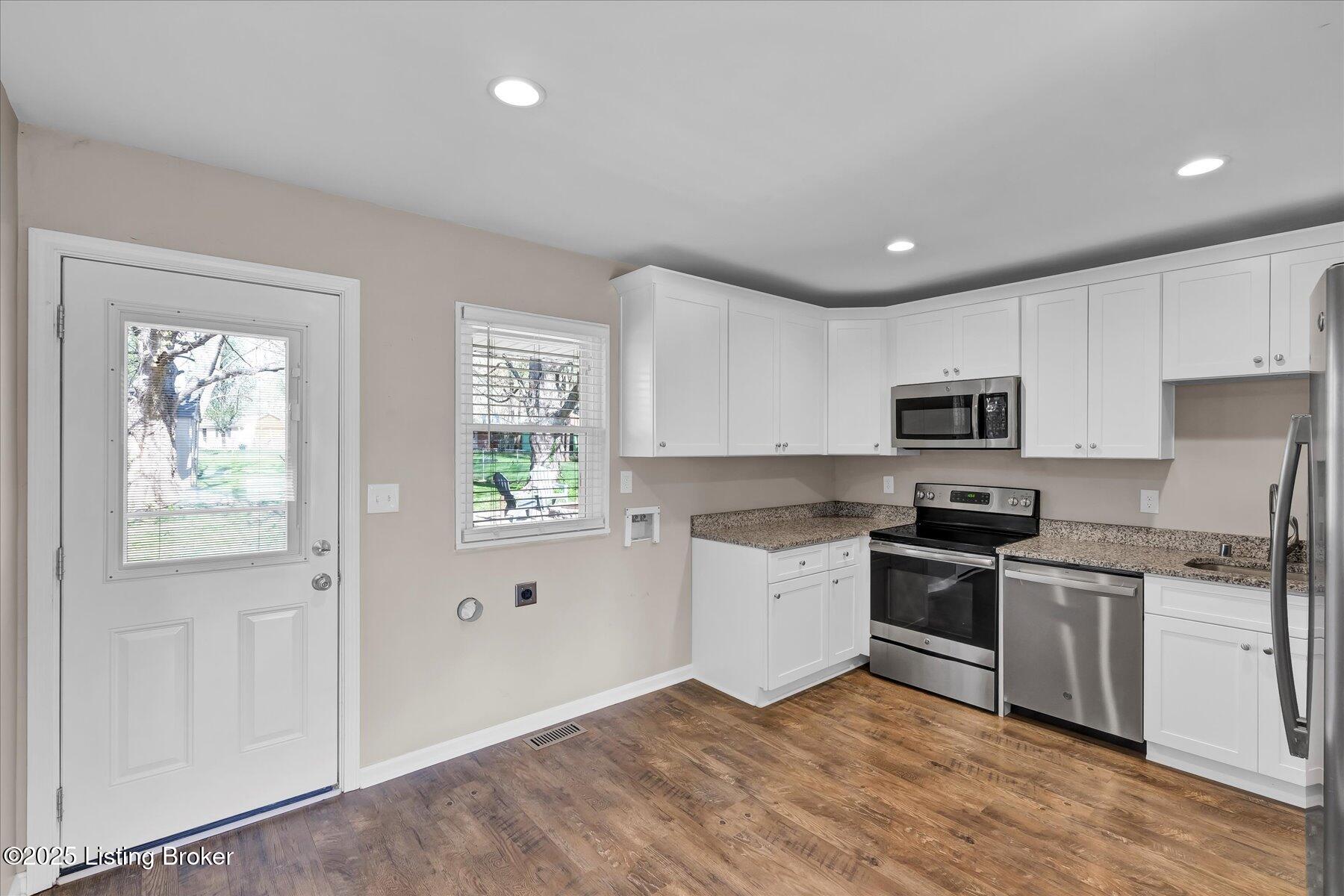 9804 Rowntree Rd, Louisville, Kentucky image 9
