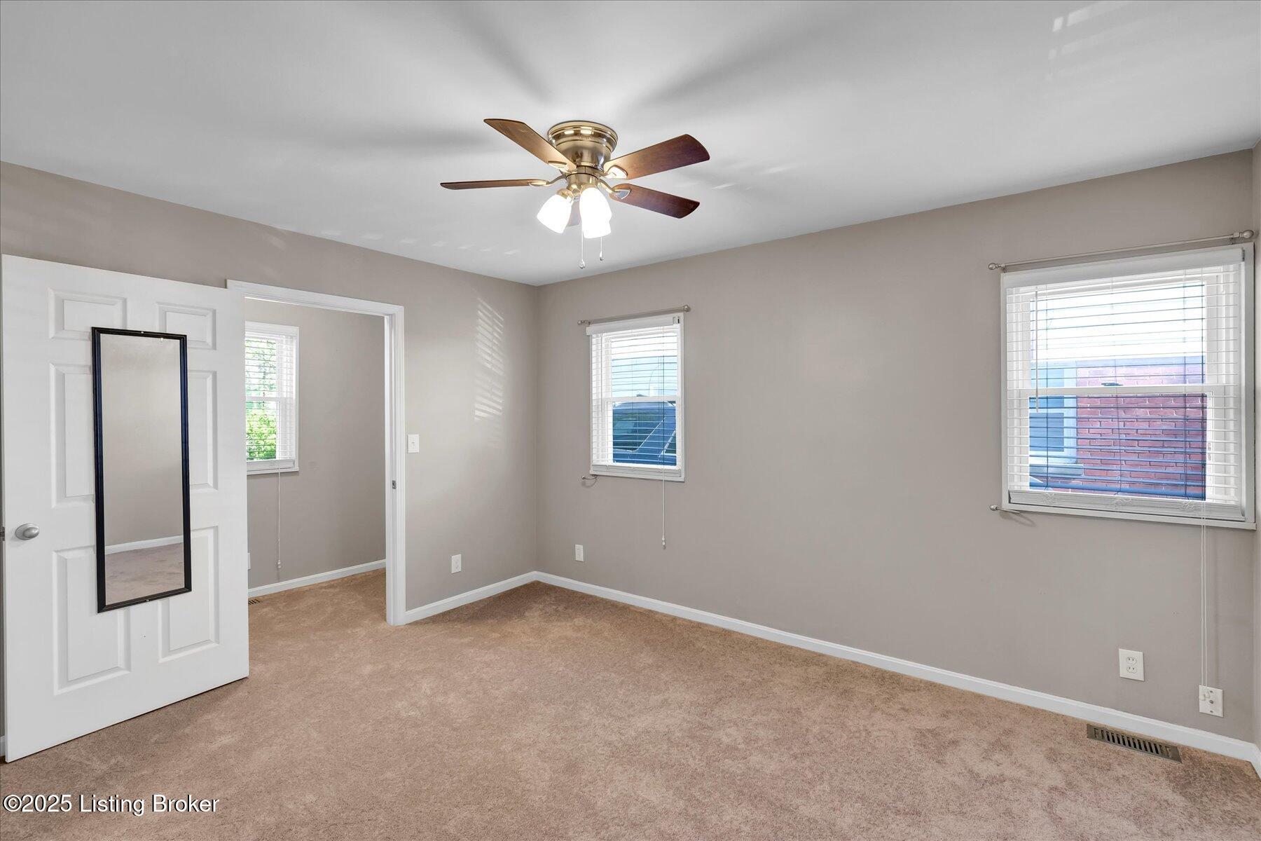 9804 Rowntree Rd, Louisville, Kentucky image 18