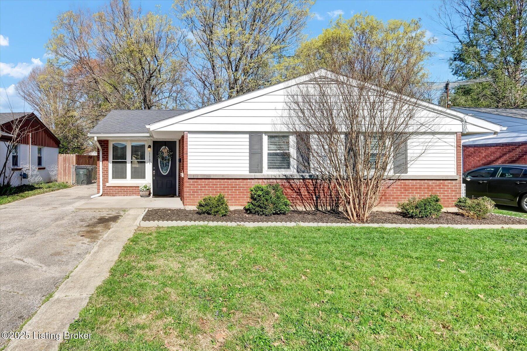 9804 Rowntree Rd, Louisville, Kentucky image 1