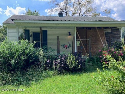 Homes For Sale - 2579 Happy Hollow Rd<br/> Hawesville, KY 42348