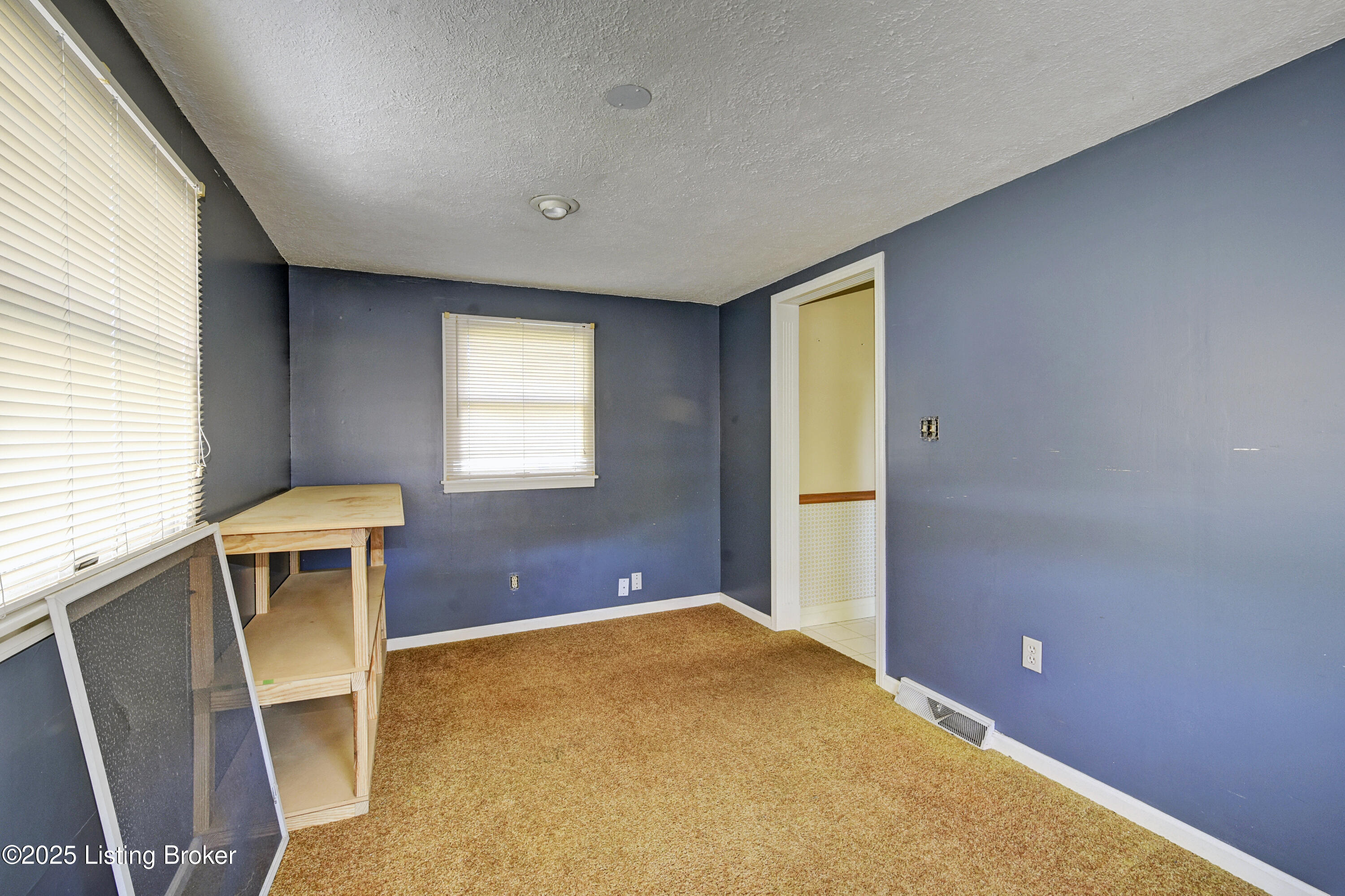 9612 Watterson Trail, Louisville, Pennsylvania image 15