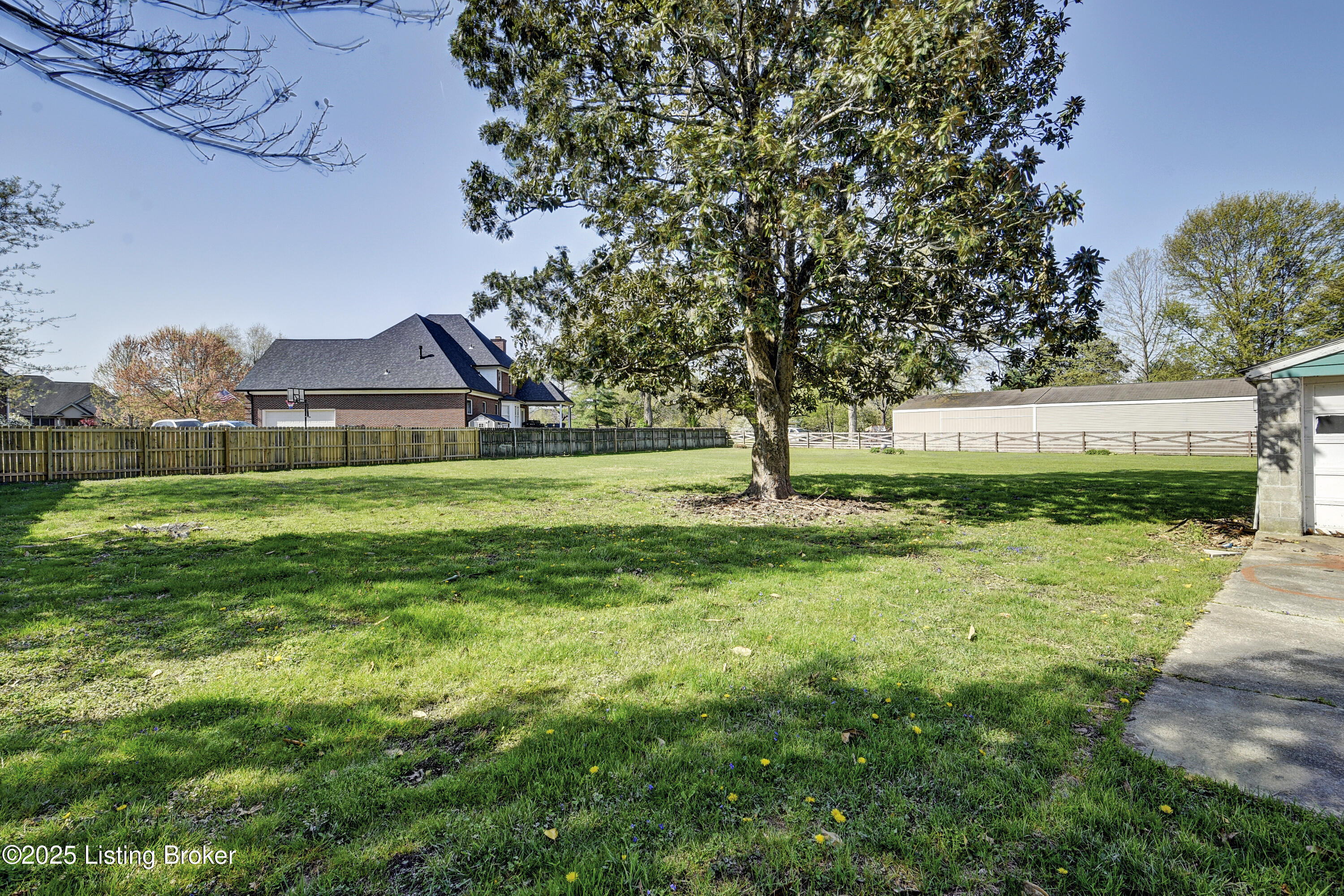 9612 Watterson Trail, Louisville, Pennsylvania image 24