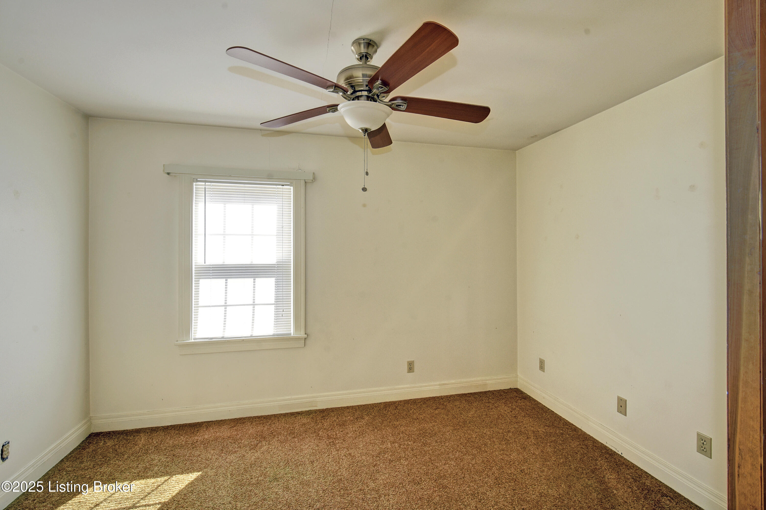9612 Watterson Trail, Louisville, Pennsylvania image 11