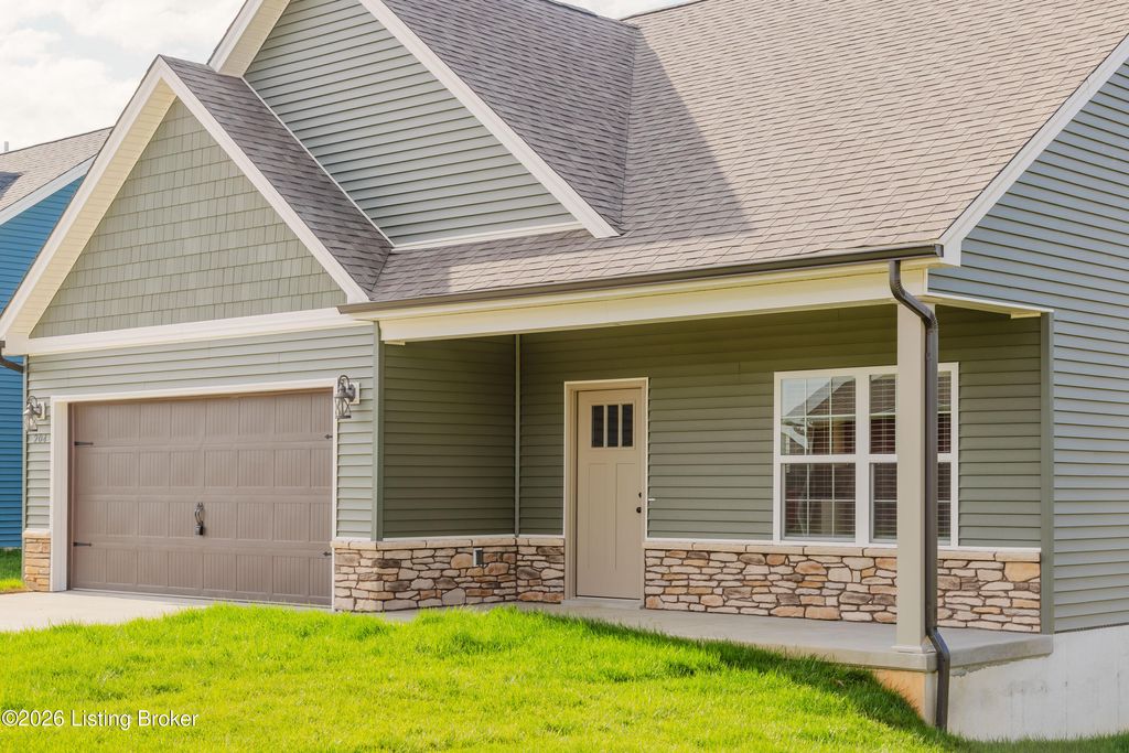 Photo of 204 Miles Pass Pass, Elizabethtown, KY 42701 (MLS # 1715047)