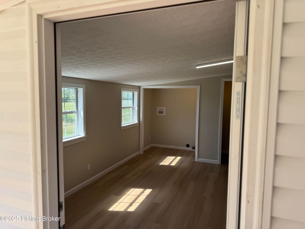 Photo of 773 Lagrange Rd, New Castle, KY 40050 (MLS # 1700601)