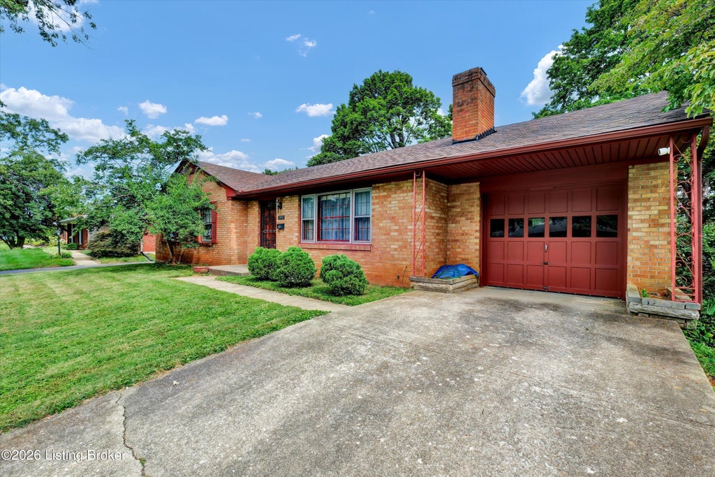 Photo of 1903 Wesley Ave, Louisville, KY 40220 (MLS # 1727899)