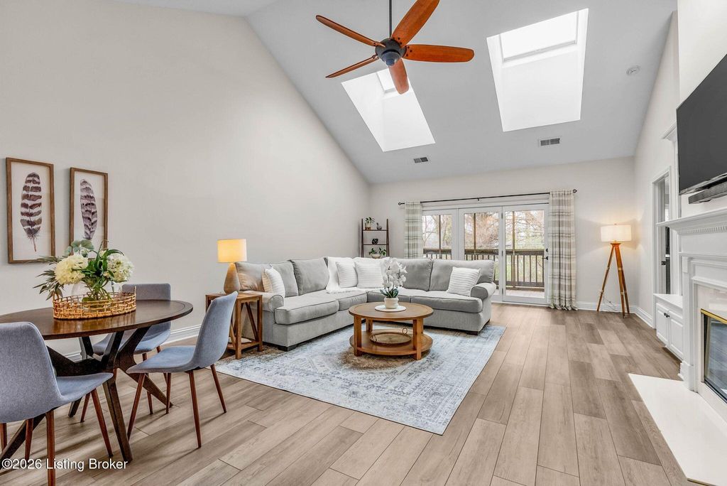 Photo of 3438 Hurstbourne Ridge Blvd, Louisville, KY 40299 (MLS # 1711830)