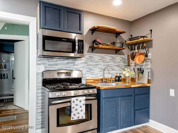 Photo of 3004 Cleveland Blvd, Louisville, KY 40206 (MLS # 1721346)