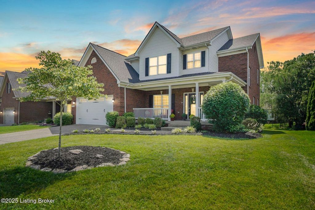 Photo of 329 Links Dr, Simpsonville, KY 40067 (MLS # 1706131)