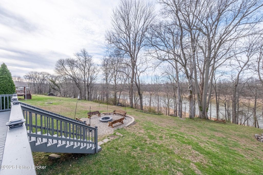 Photo of 2968 Cannons Point Ln, McDaniels, KY 40152 (MLS # 1712740)