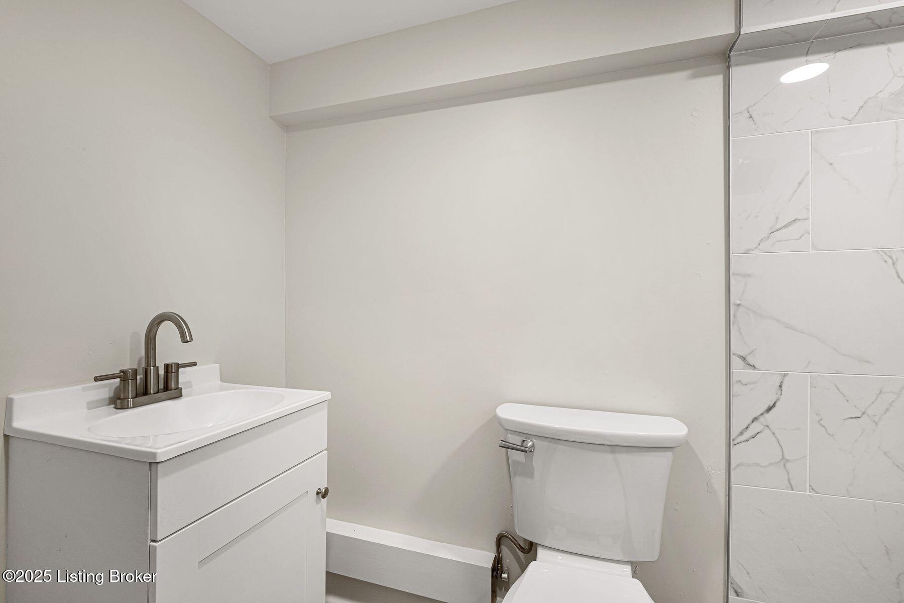 3001 Brownsboro Rd, Louisville, Kentucky image 37