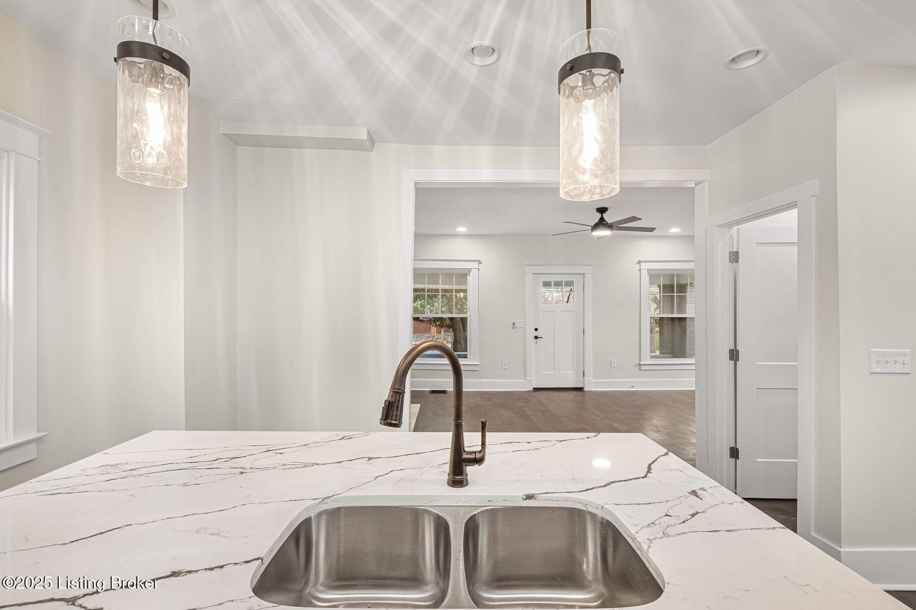 3001 Brownsboro Rd, Louisville, Kentucky image 13