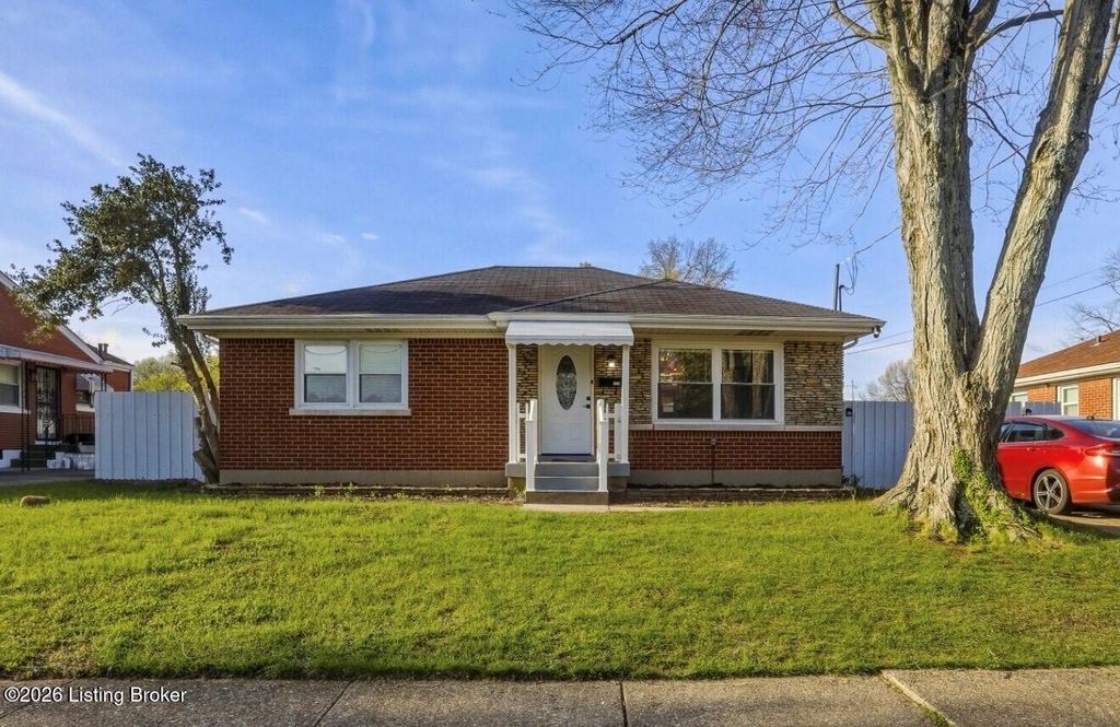 Photo of 1622 Linda Way, Louisville, KY 40216 (MLS # 1716457)