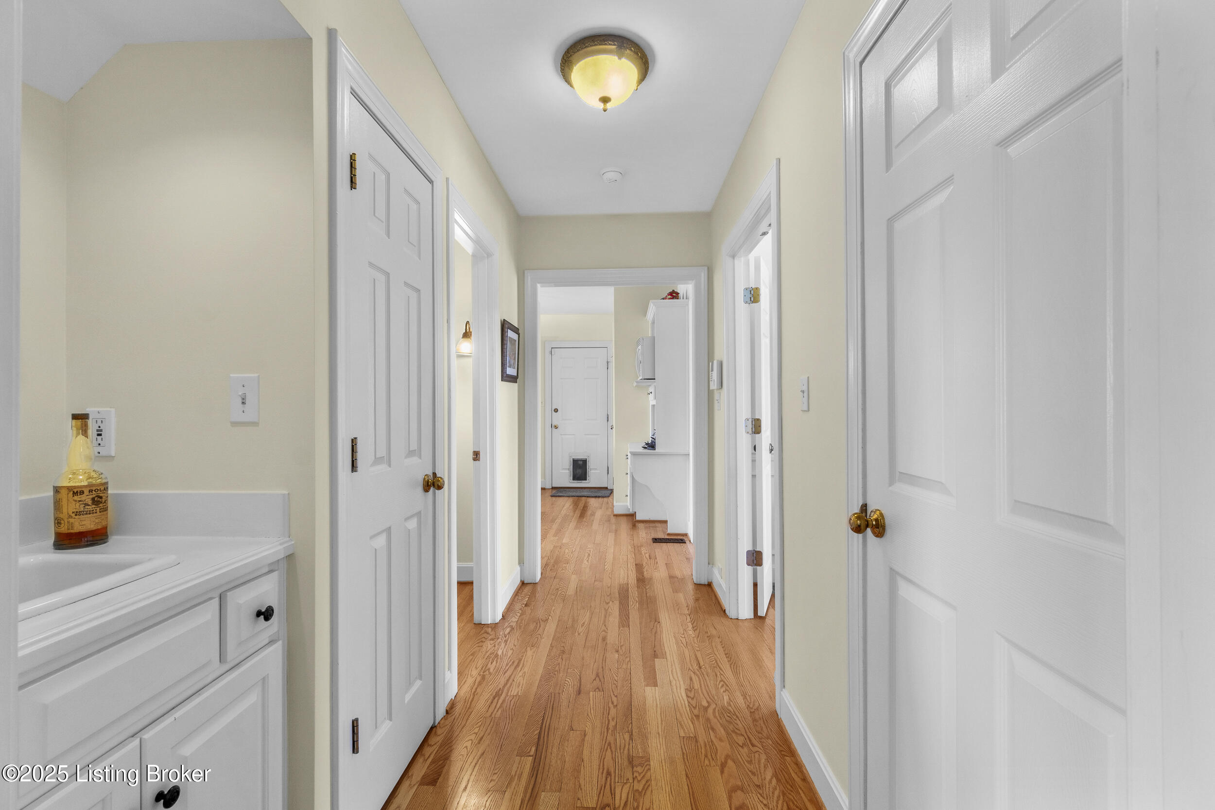 11206 Oakhurst Rd, Louisville, Kentucky image 17