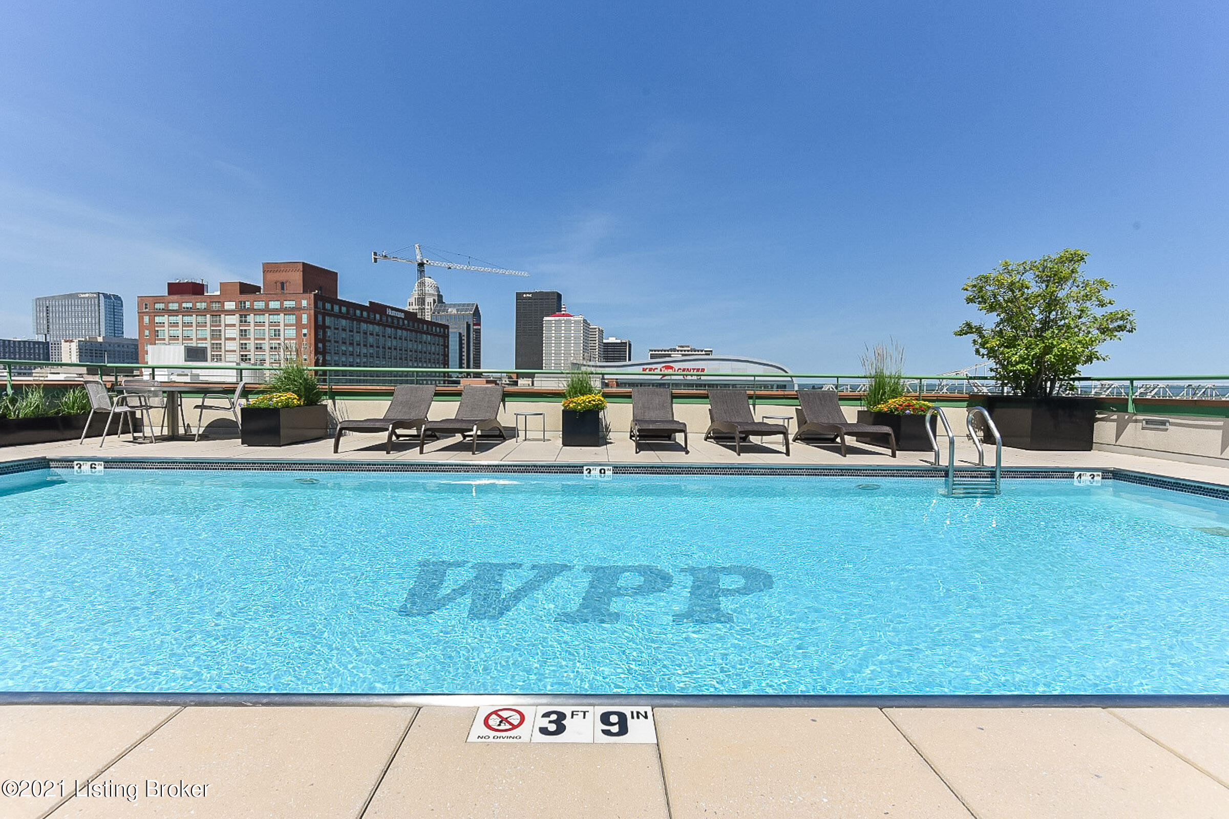222 E Witherspoon St #703, Louisville, Kentucky image 20