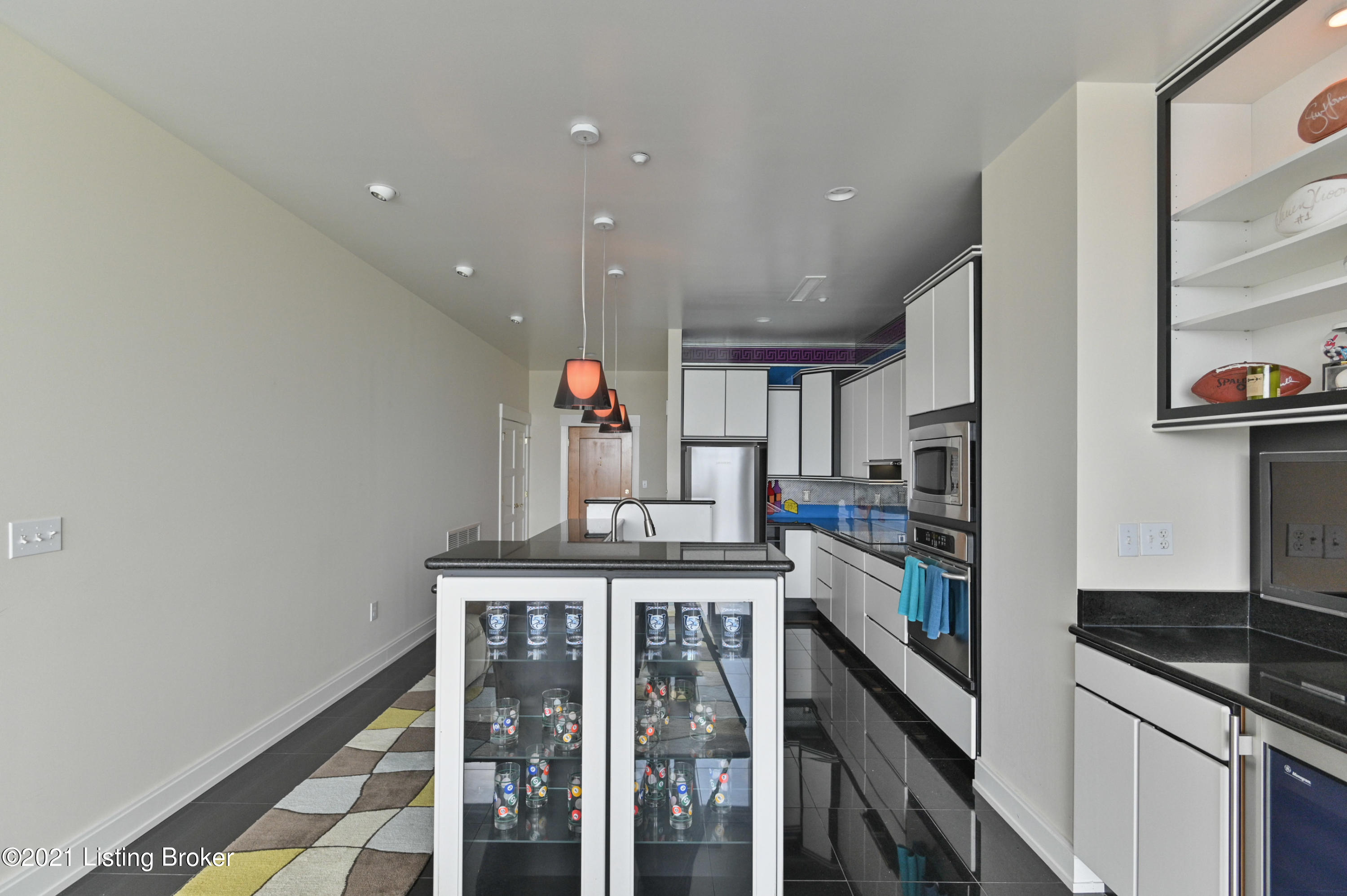 222 E Witherspoon St #703, Louisville, Kentucky image 6