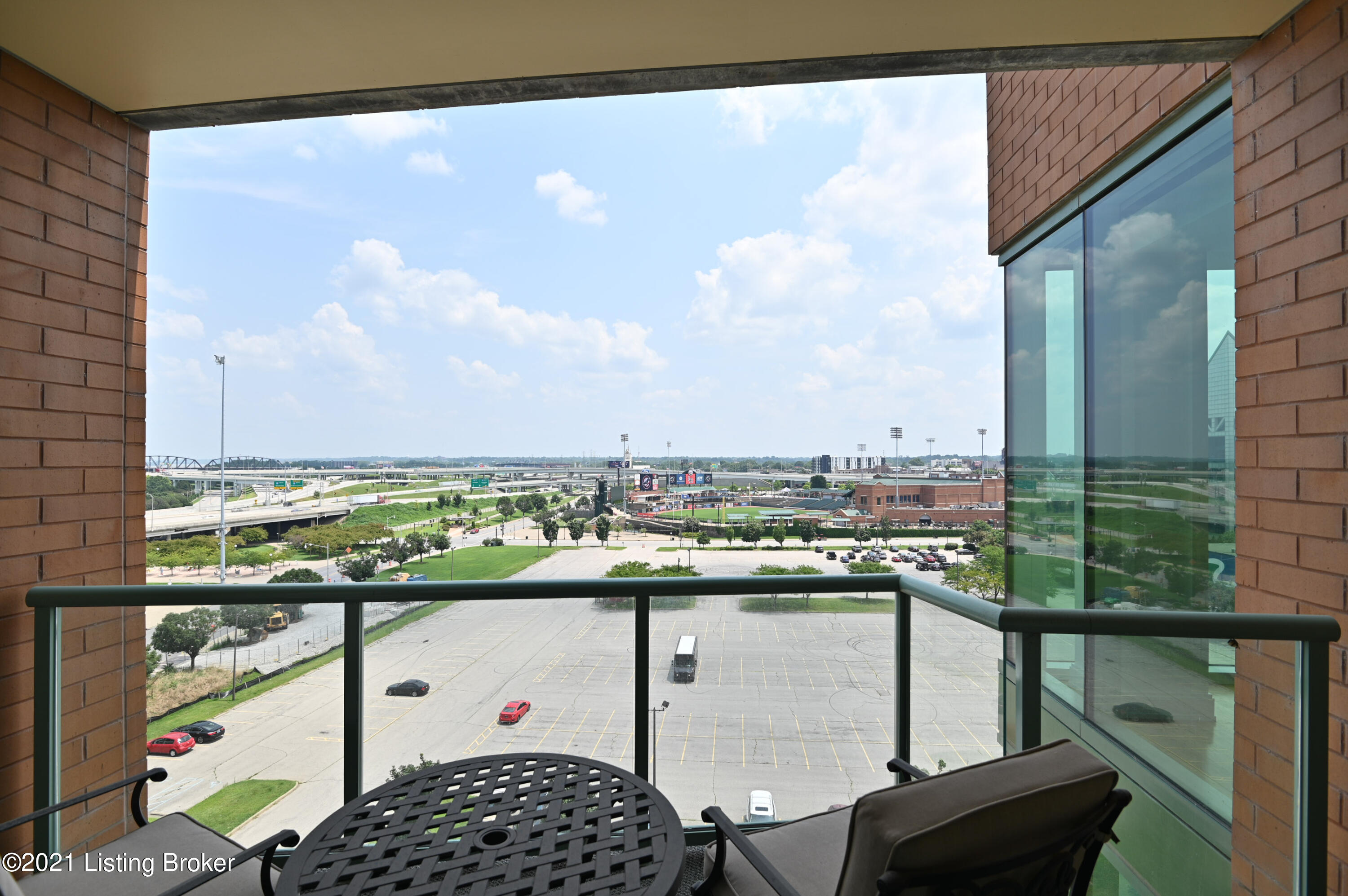 222 E Witherspoon St #703, Louisville, Kentucky image 16