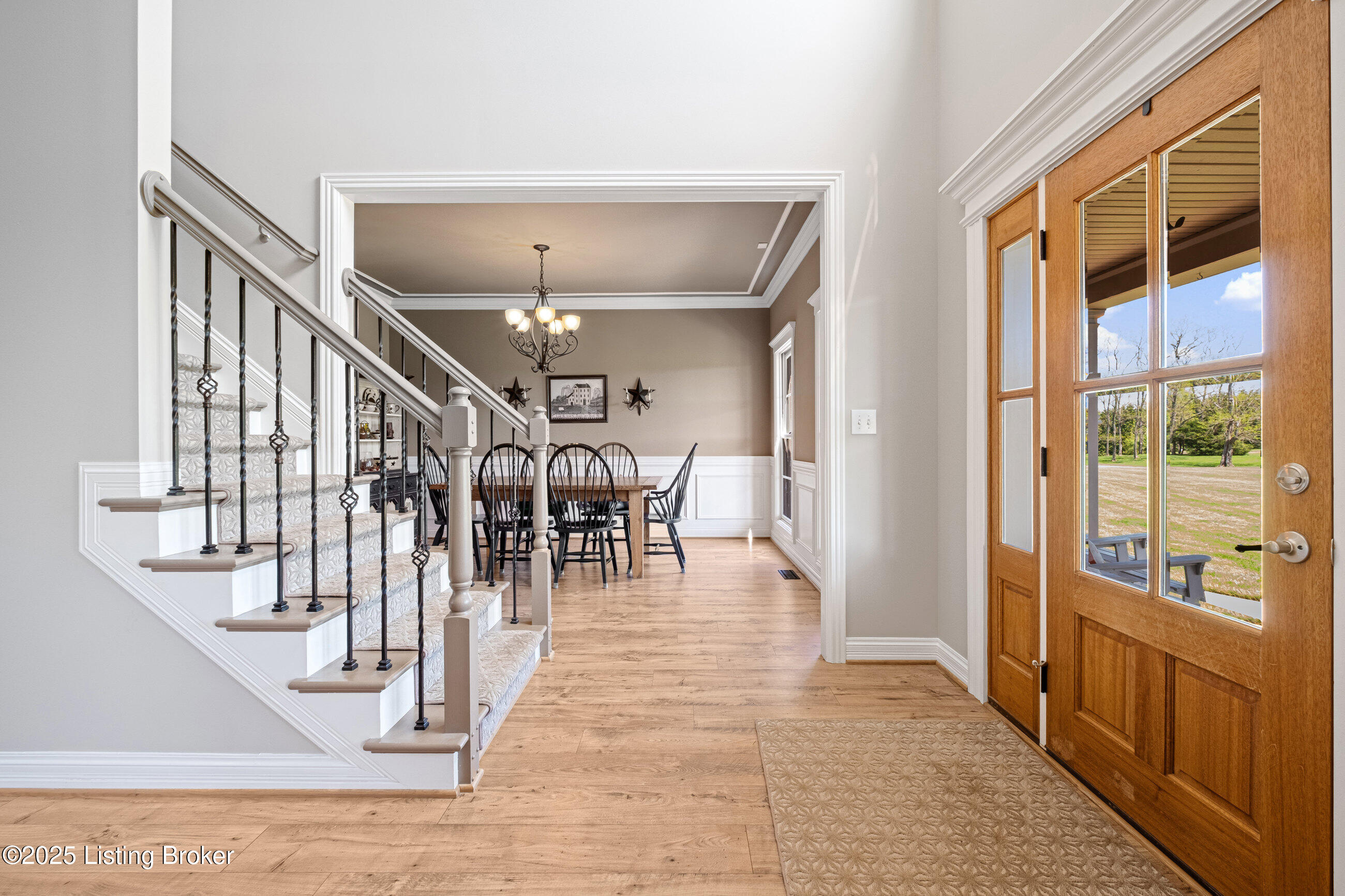 2300 Old Field Dr, La Grange, Pennsylvania image 5