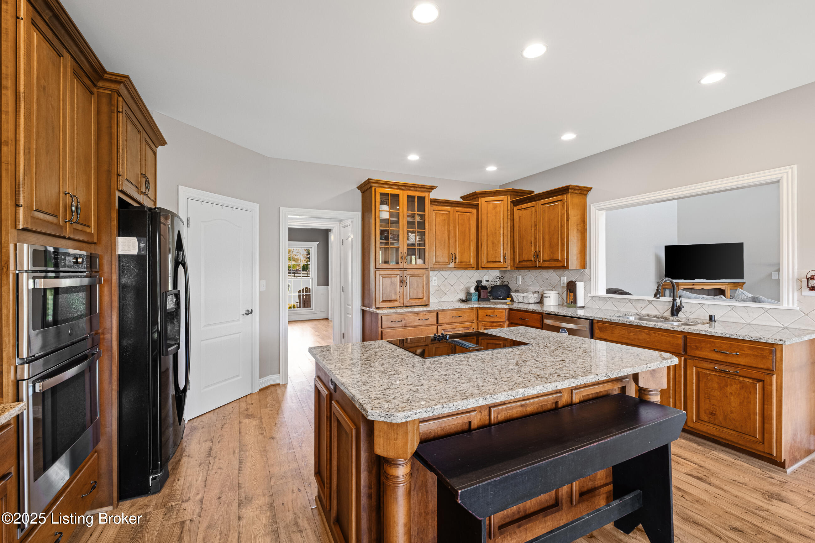 2300 Old Field Dr, La Grange, Pennsylvania image 13