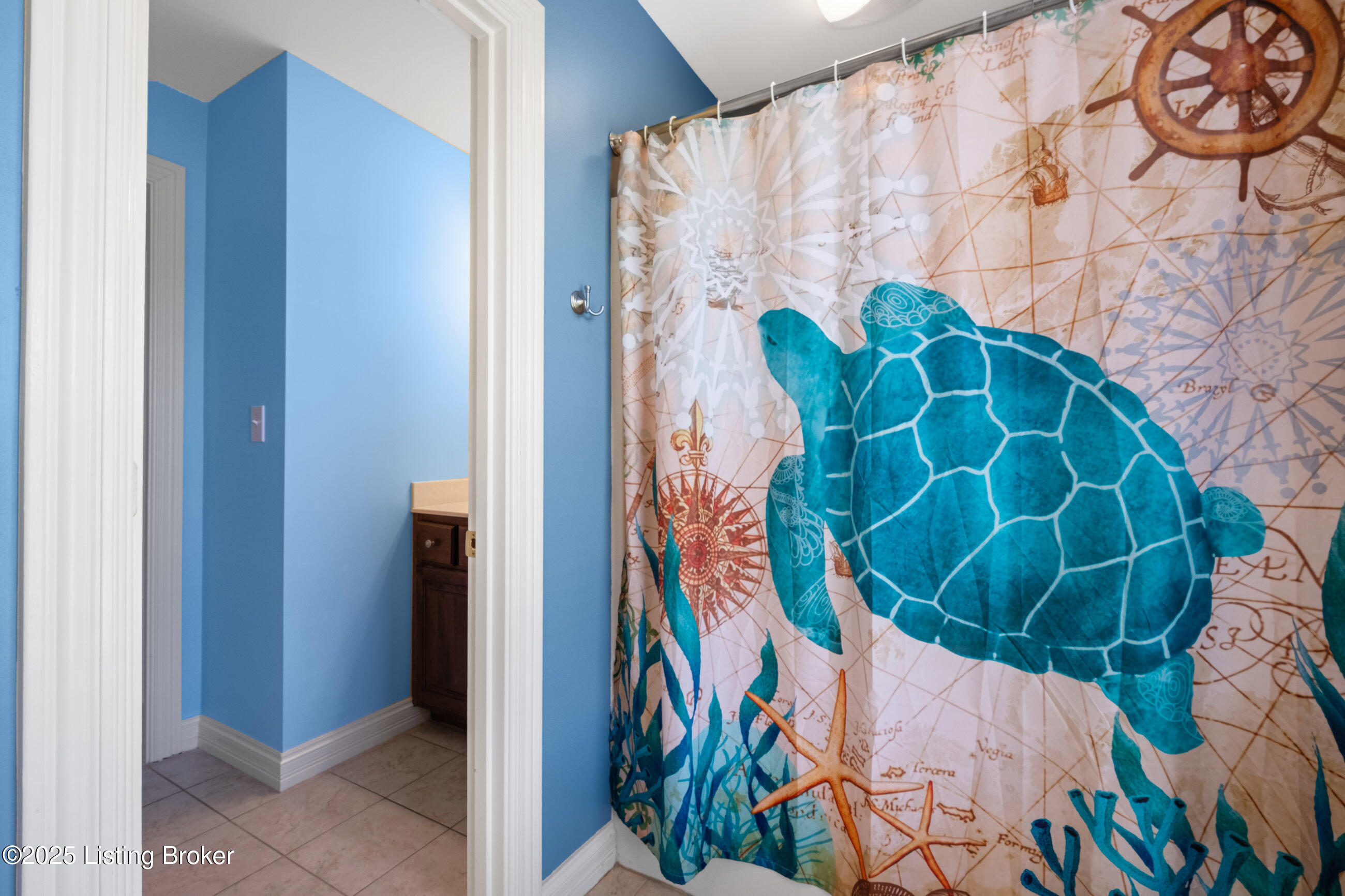 2300 Old Field Dr, La Grange, Pennsylvania image 30