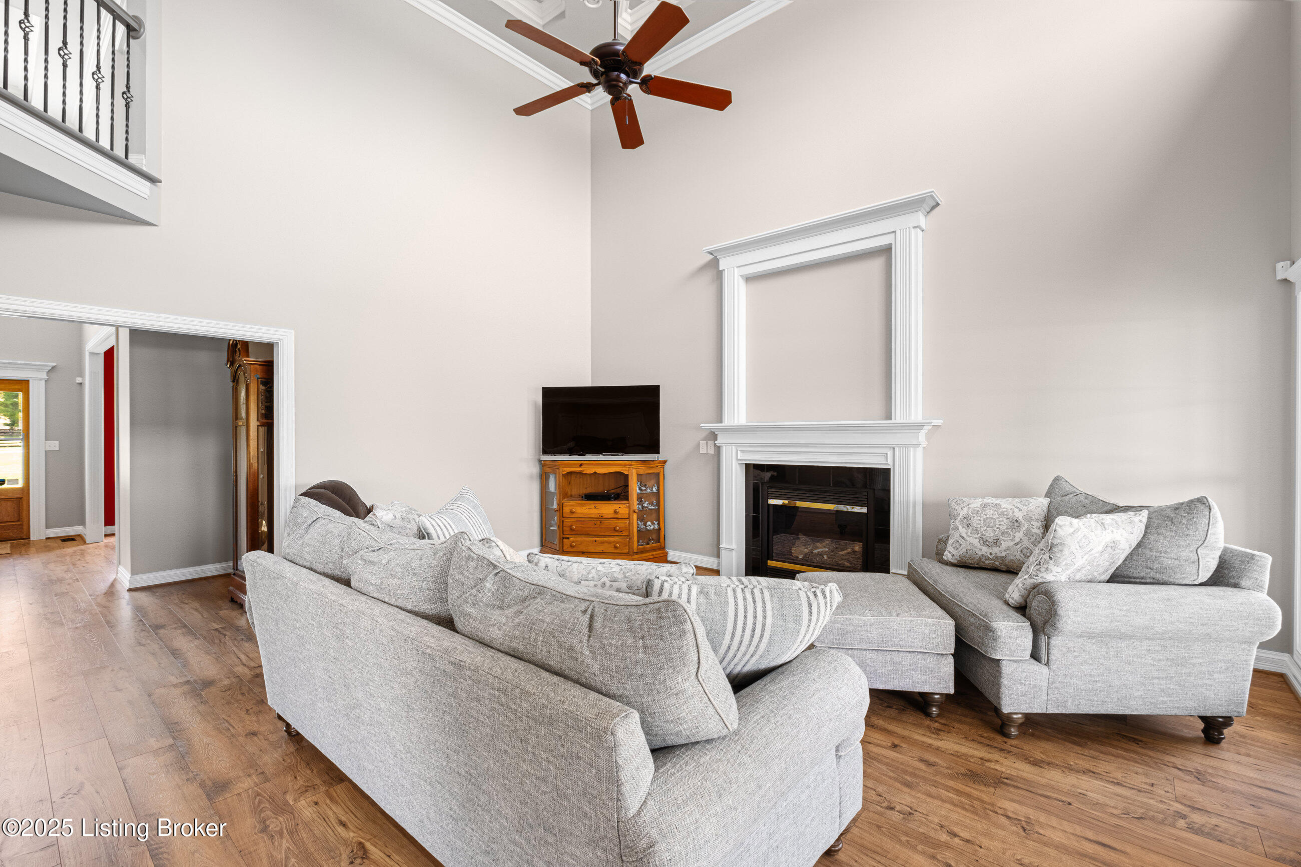 2300 Old Field Dr, La Grange, Pennsylvania image 19