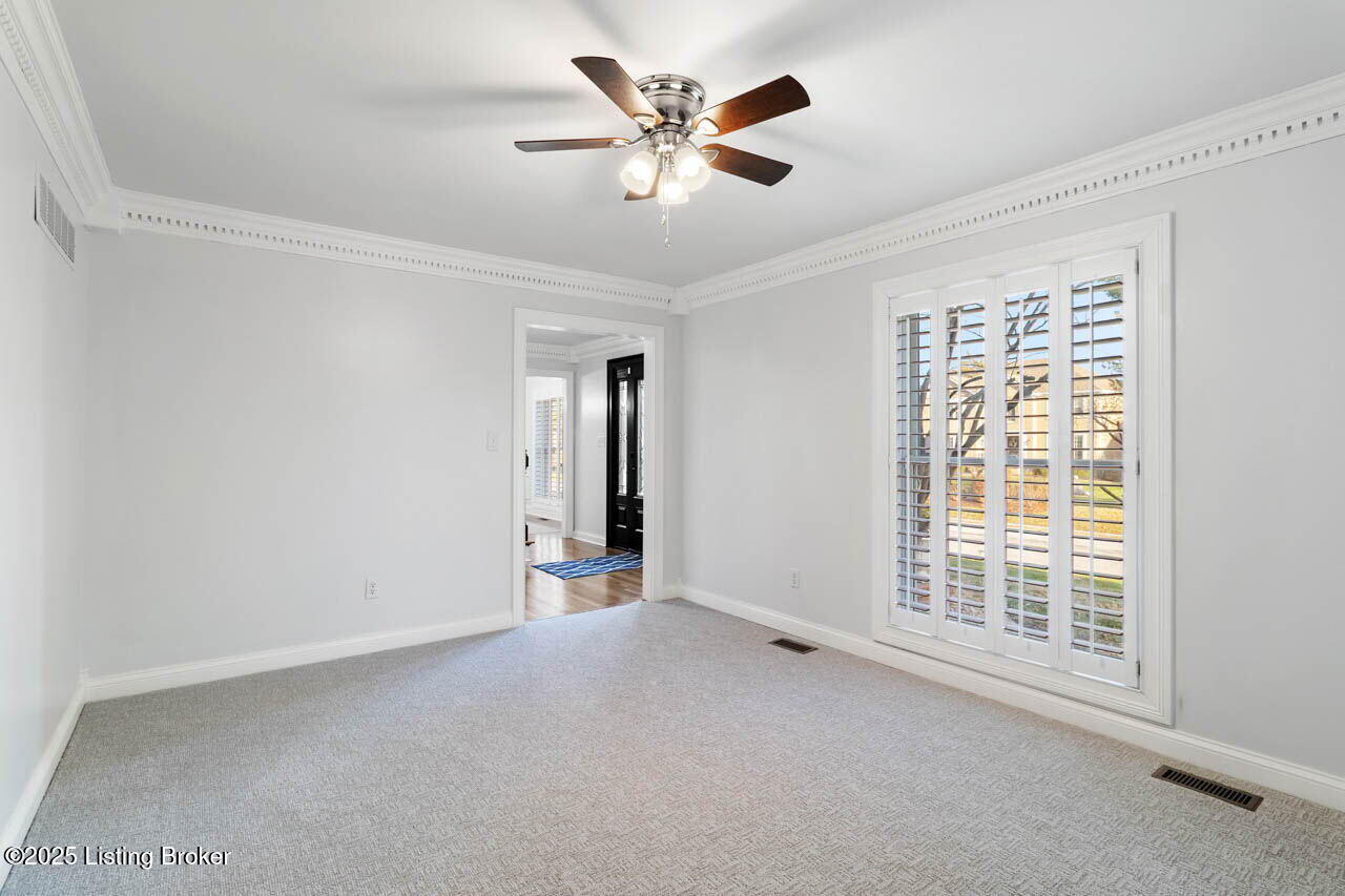 604 Lake Forest Pkwy