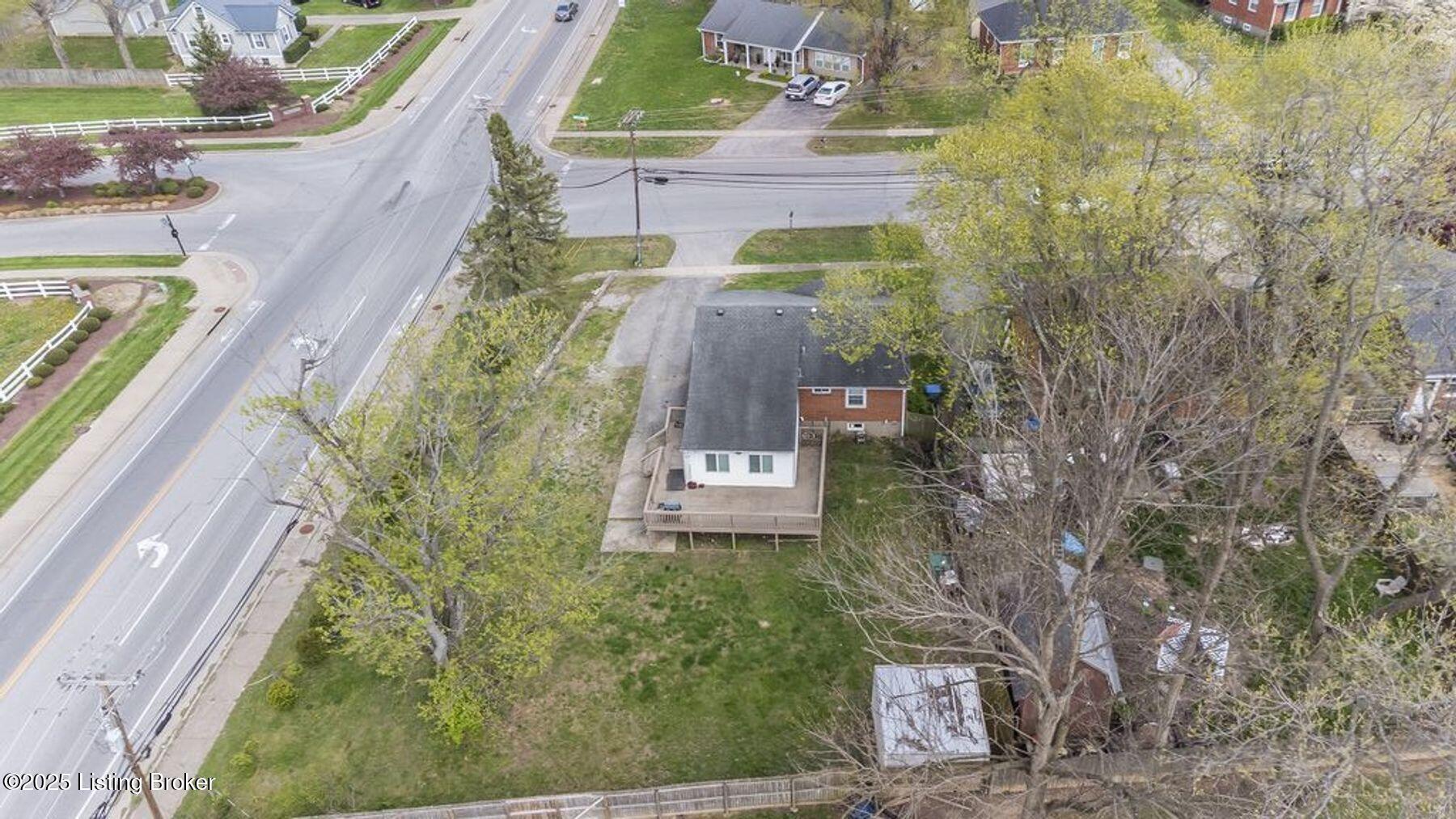10000 Charleswood Rd, Louisville, Kentucky image 35