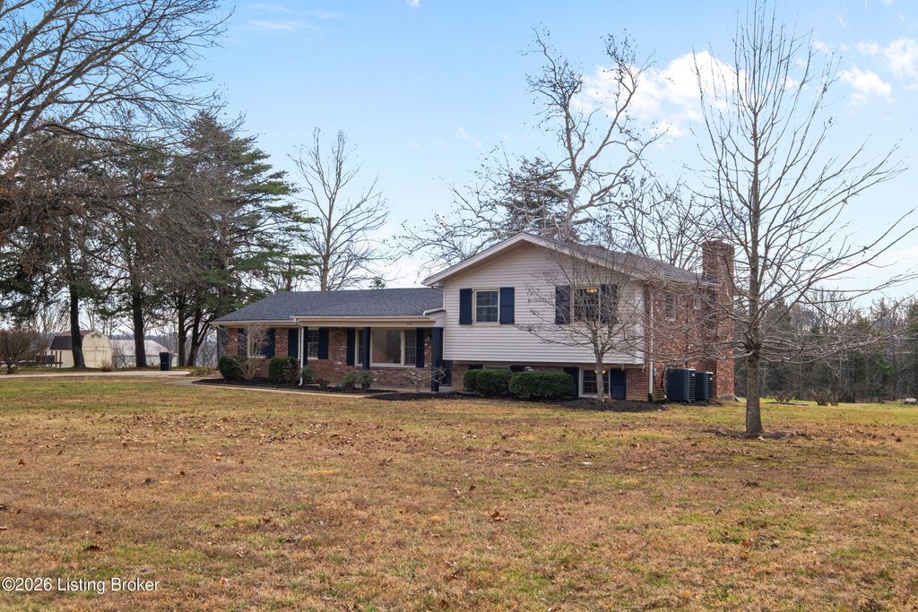Photo of 249 Riverview Dr, Mt Washington, KY 40047 (MLS # 1706191)