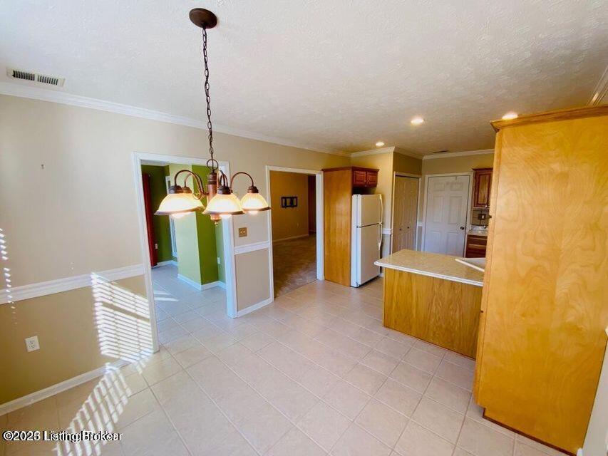 8602 Mill Spring Pl, Louisville, Kentucky image 10