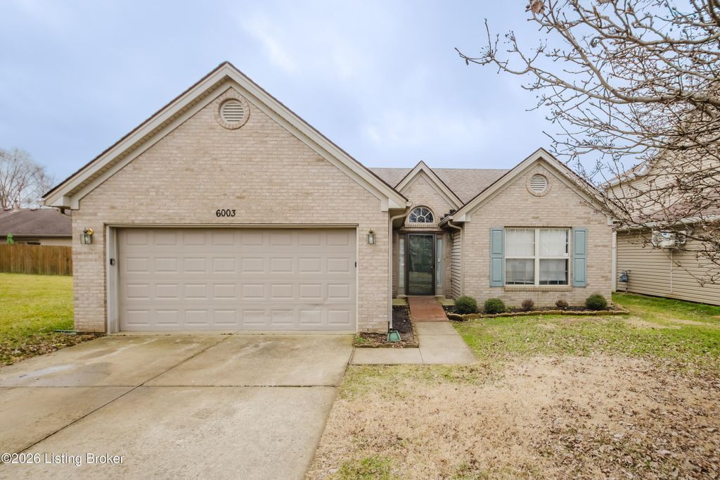 Photo of 6003 Woodhaven Place Cir, Louisville, KY 40228 (MLS # 1709546)