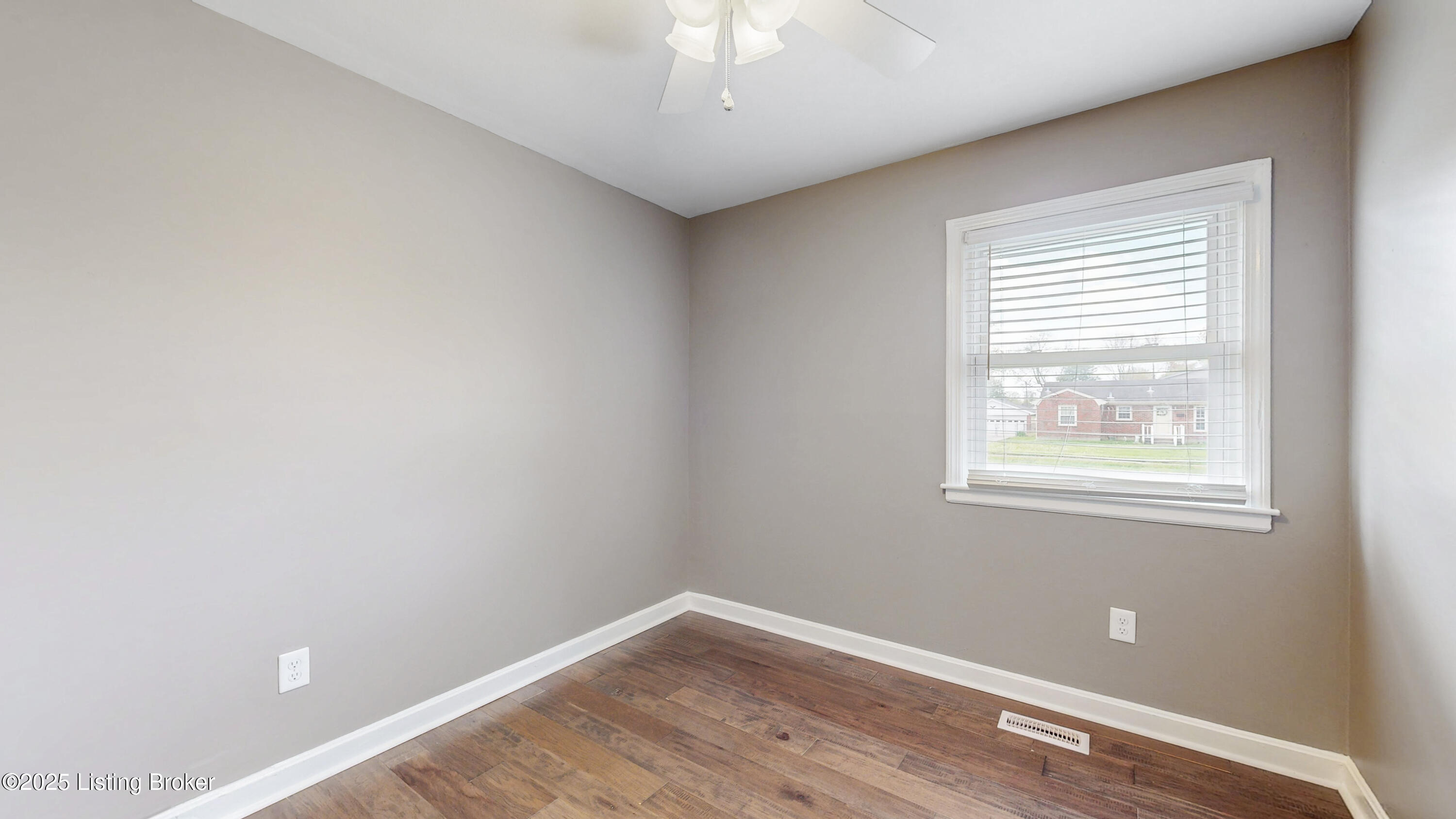 2011 Floradora Dr, Louisville, Pennsylvania image 19