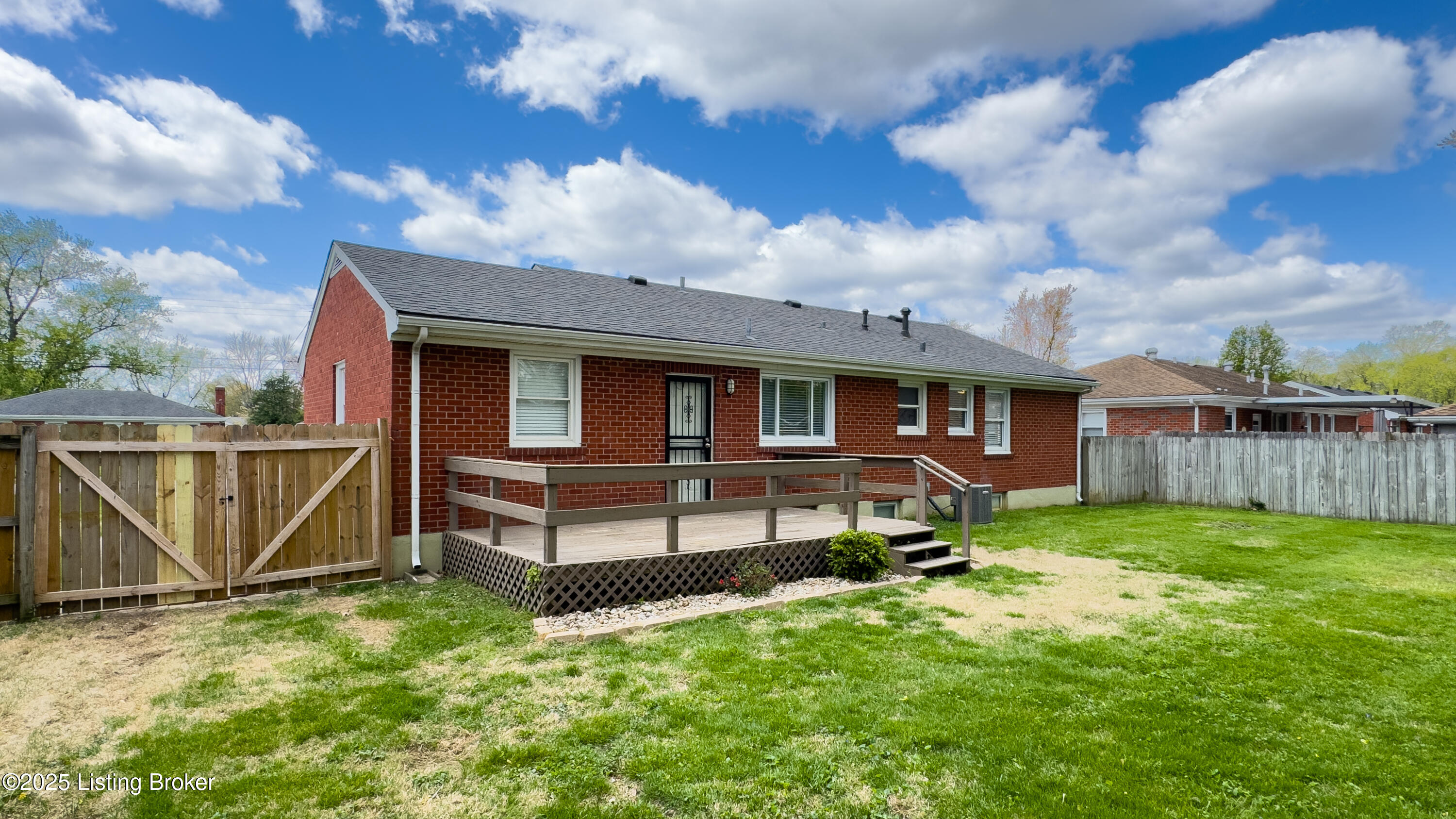 2011 Floradora Dr, Louisville, Pennsylvania image 35