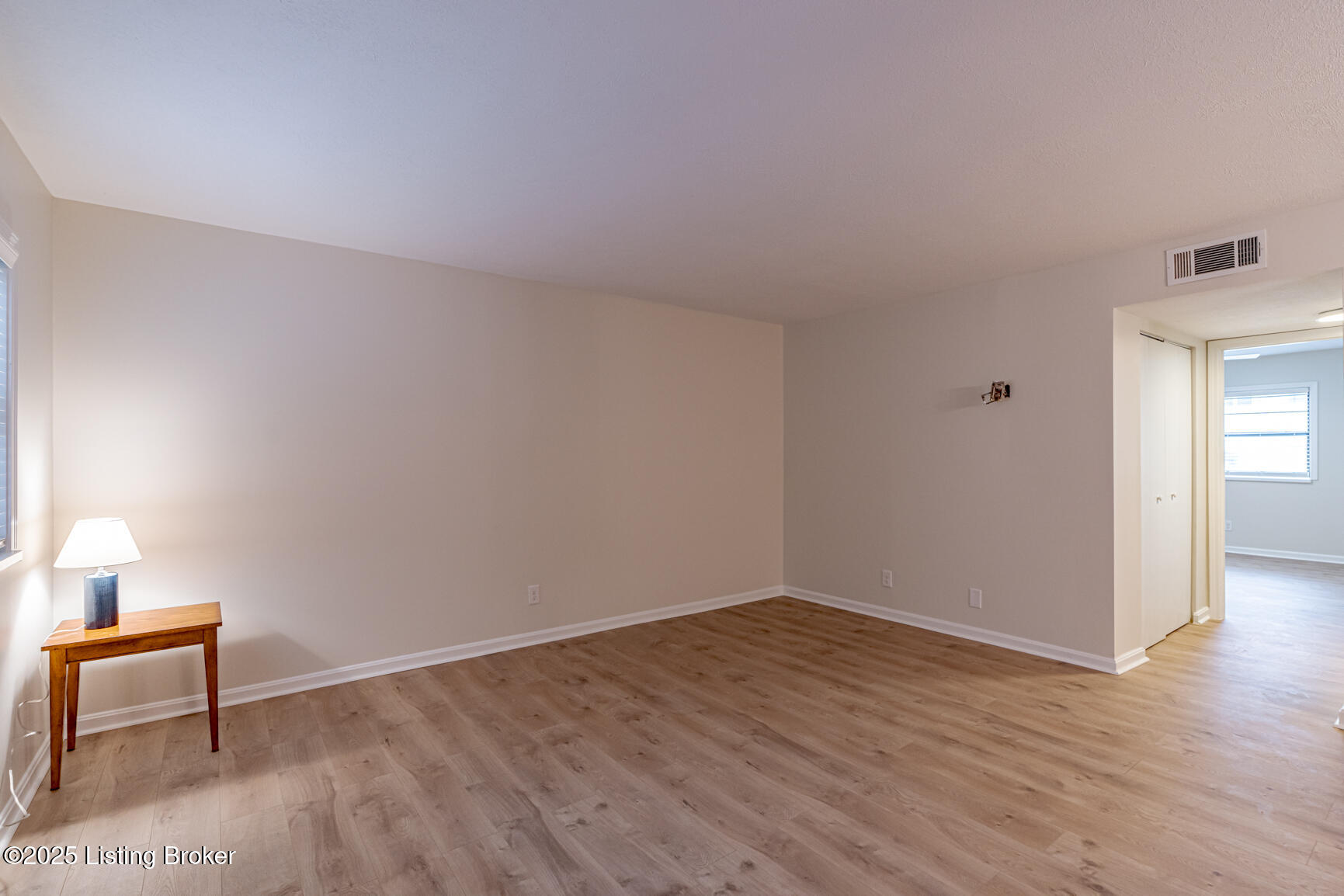 221 N Clifton Ave #11, Louisville, Kentucky image 5