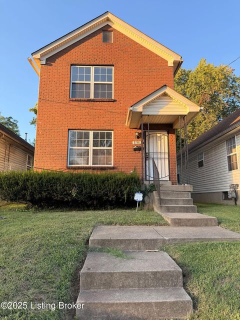 Photo of 1707 W Saint Catherine St, Louisville, KY 40210 (MLS # 1700001)