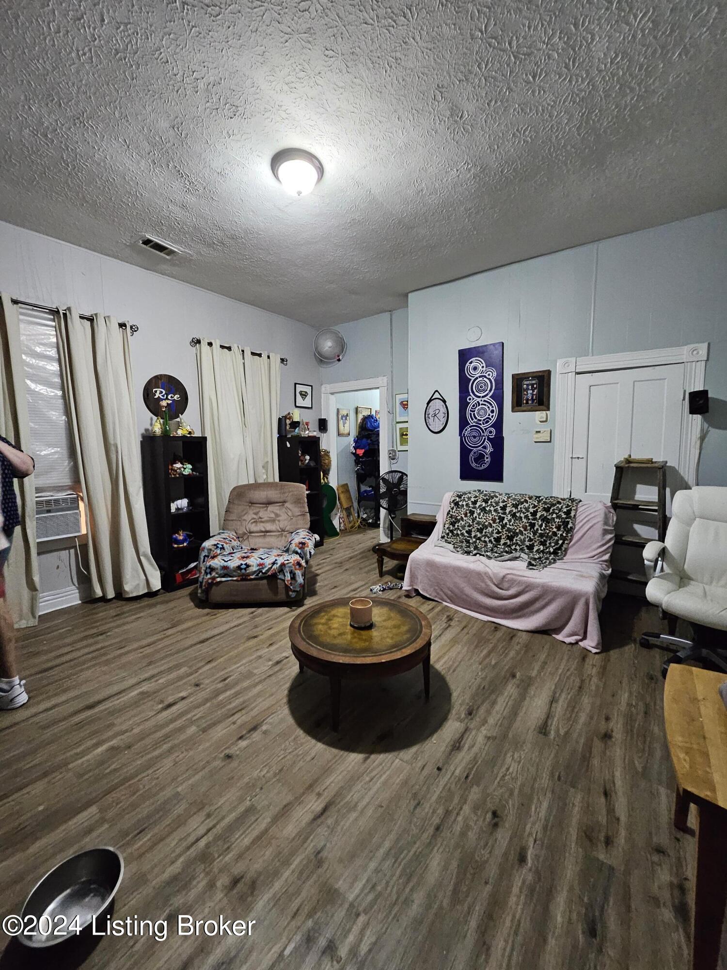 2327 Garland Ave, Louisville, Kentucky image 5