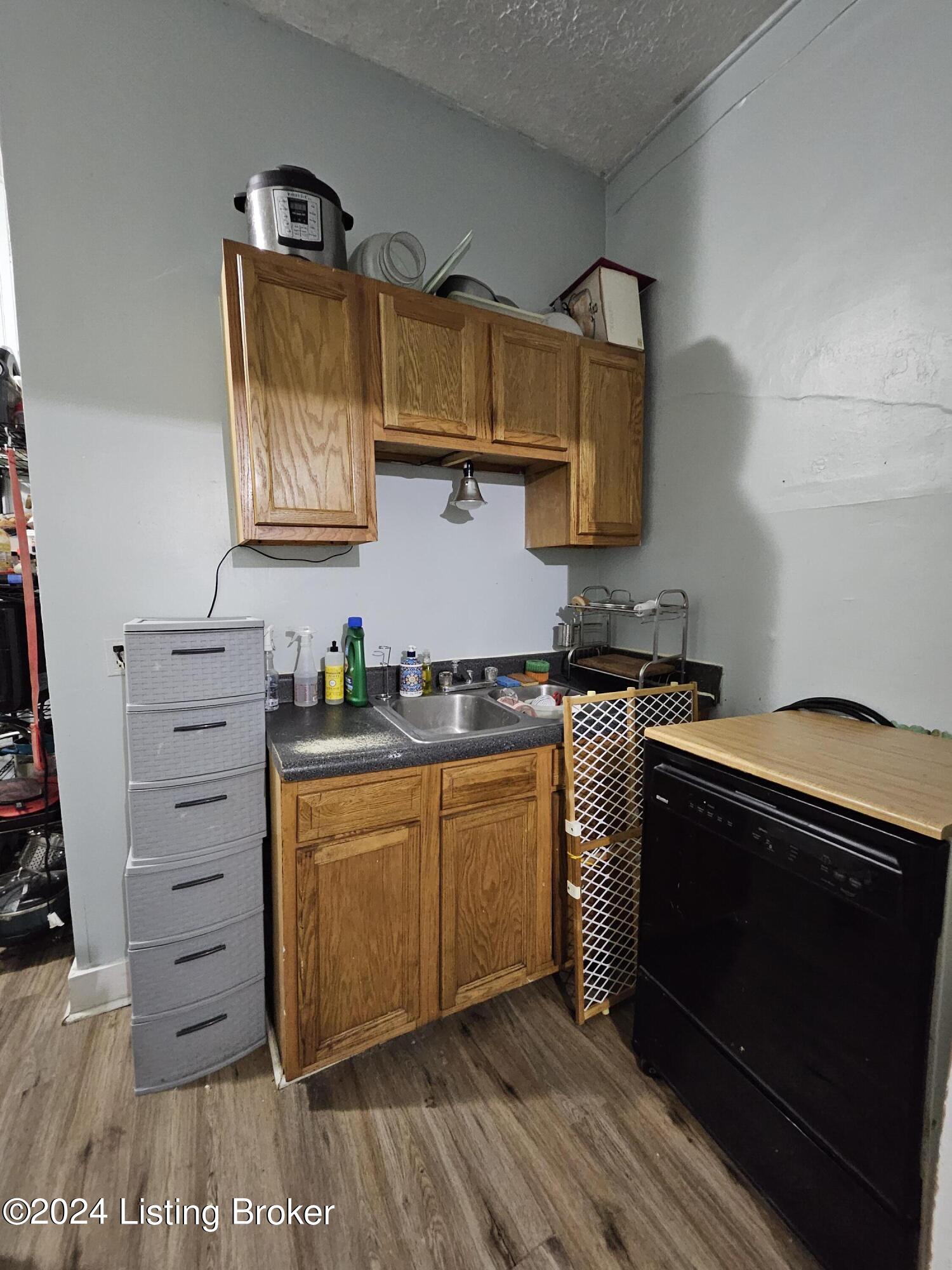 2327 Garland Ave, Louisville, Kentucky image 6
