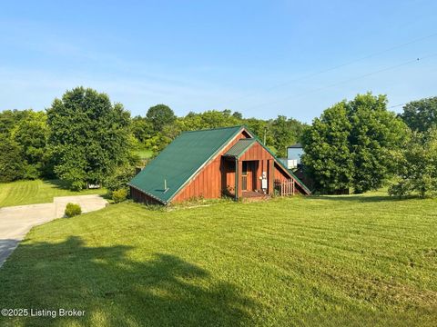 Photo of 4815 Plum Creek Rd, Taylorsville, KY 40071 (MLS # 1707868)