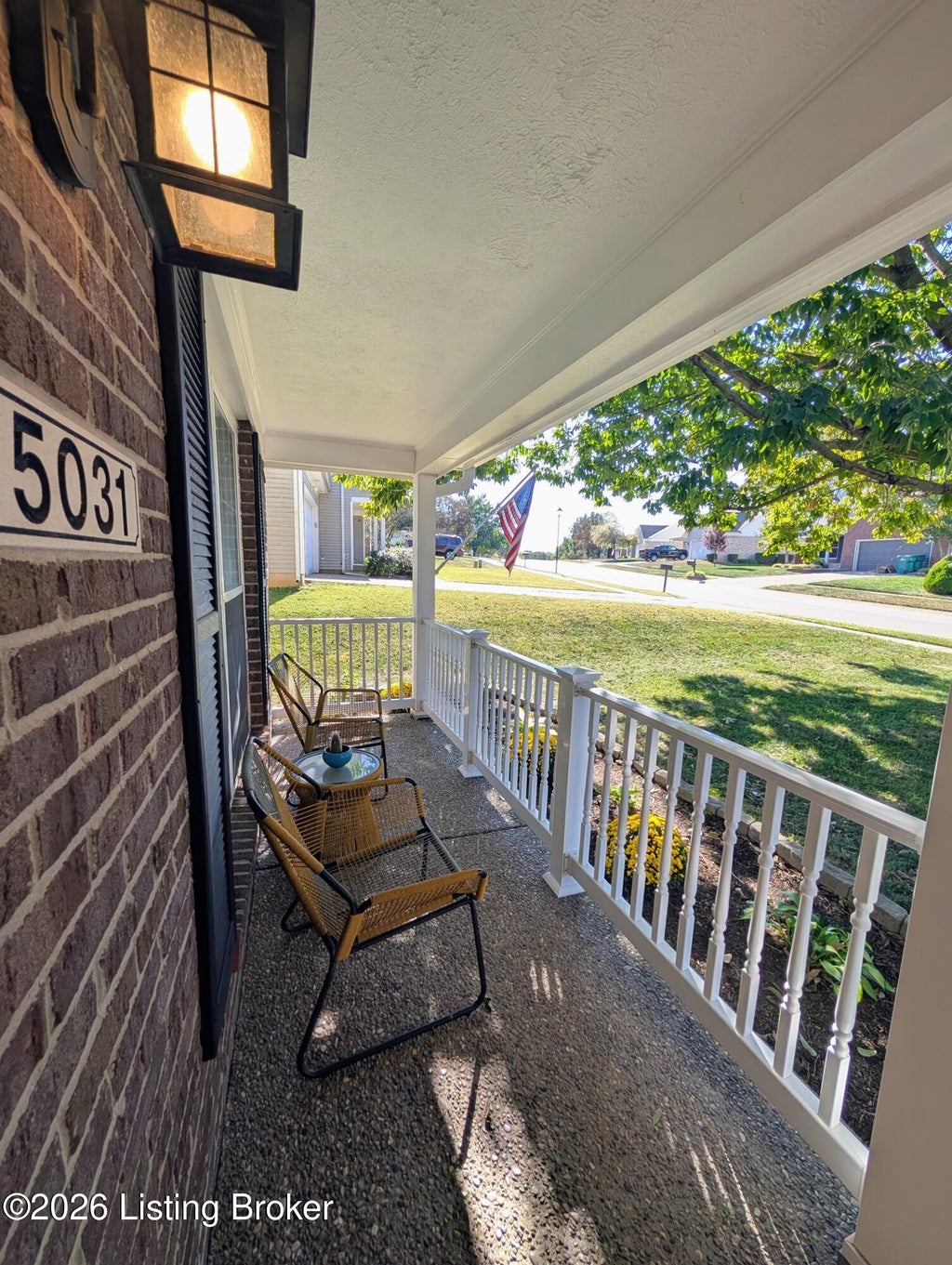 Photo of 5031 N Cronin Dr, Louisville, KY 40245 (MLS # 1731554)