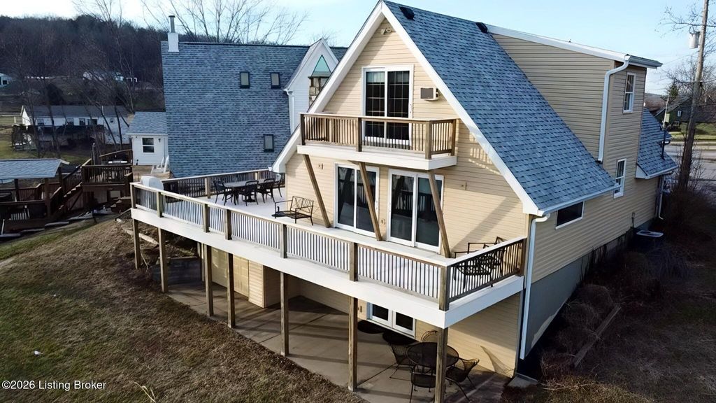 Photo of 160 Bluffside Dr, Sparta, KY 41086 (MLS # 1707668)