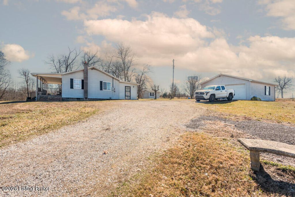 Photo of 2629 Springfield Rd, Elizabethtown, KY 42701 (MLS # 1710017)