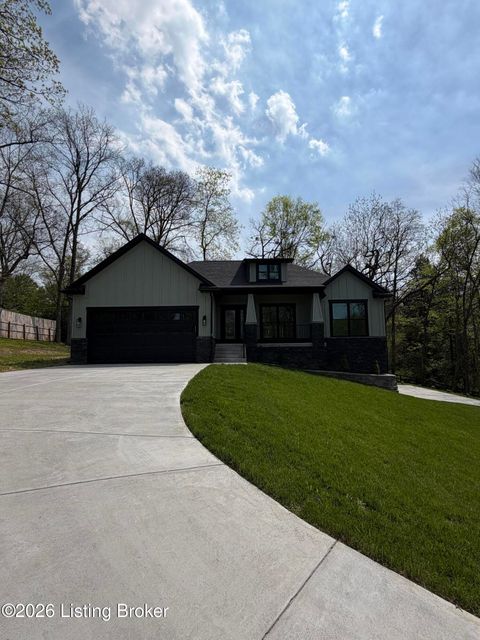 Photo of 8105 Michael Ray Dr, Louisville, KY 40219 (MLS # 1714952)