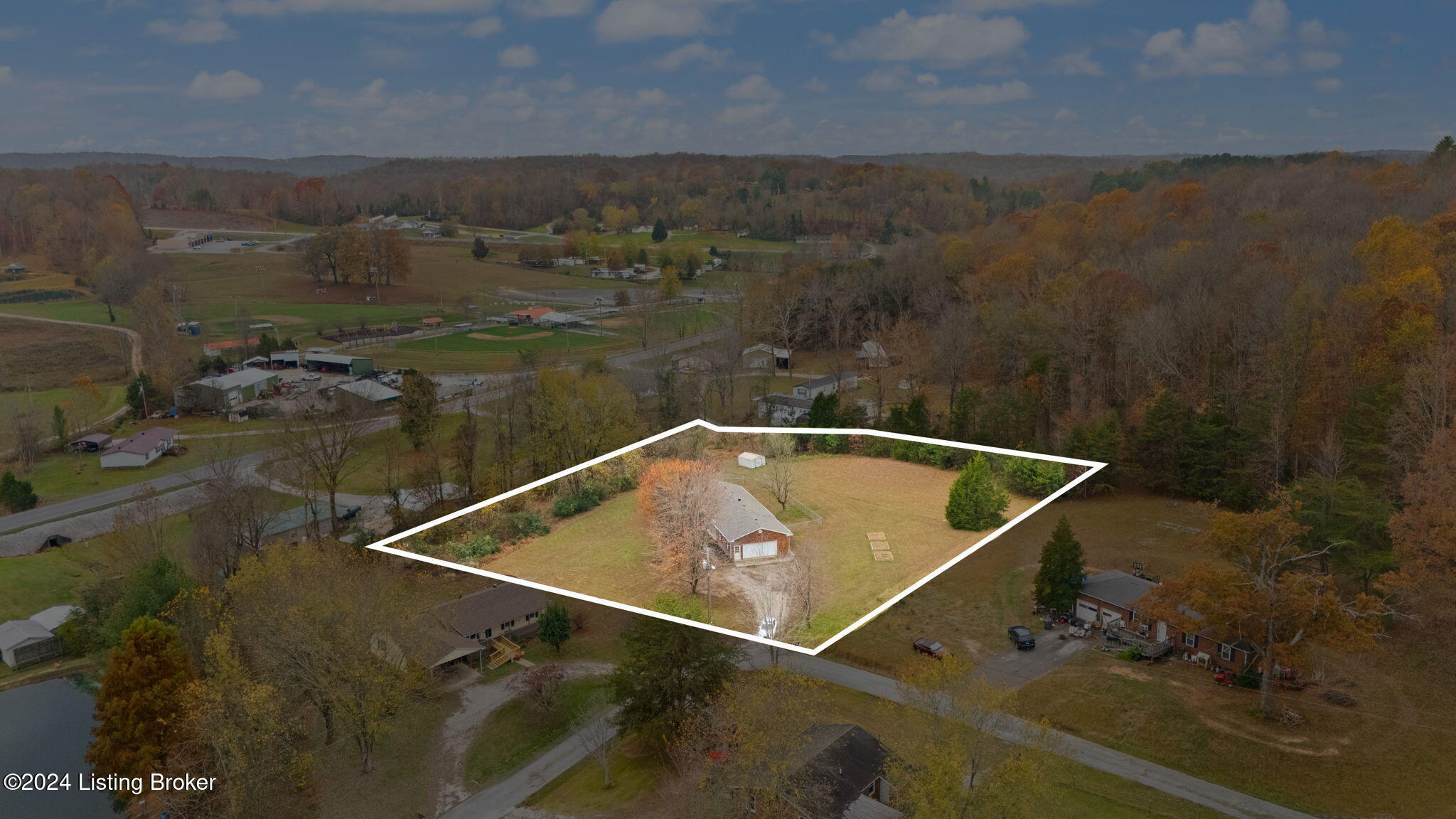 370 Papa Ct, Brownsville, Kentucky image 4